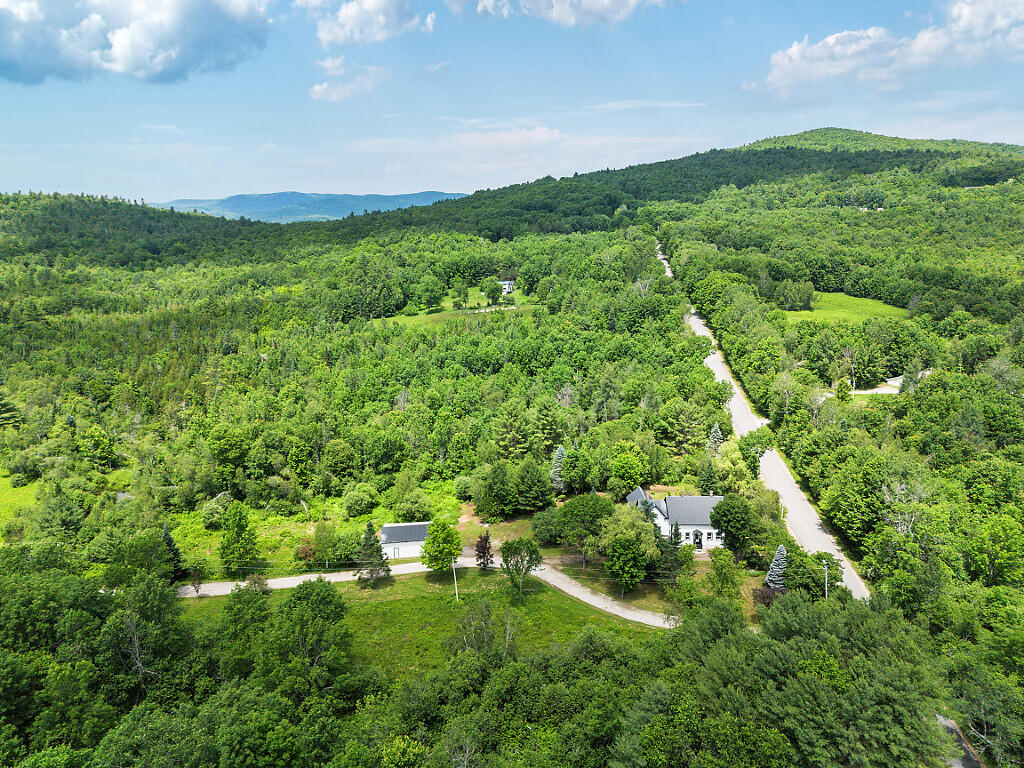 main property photo 74
