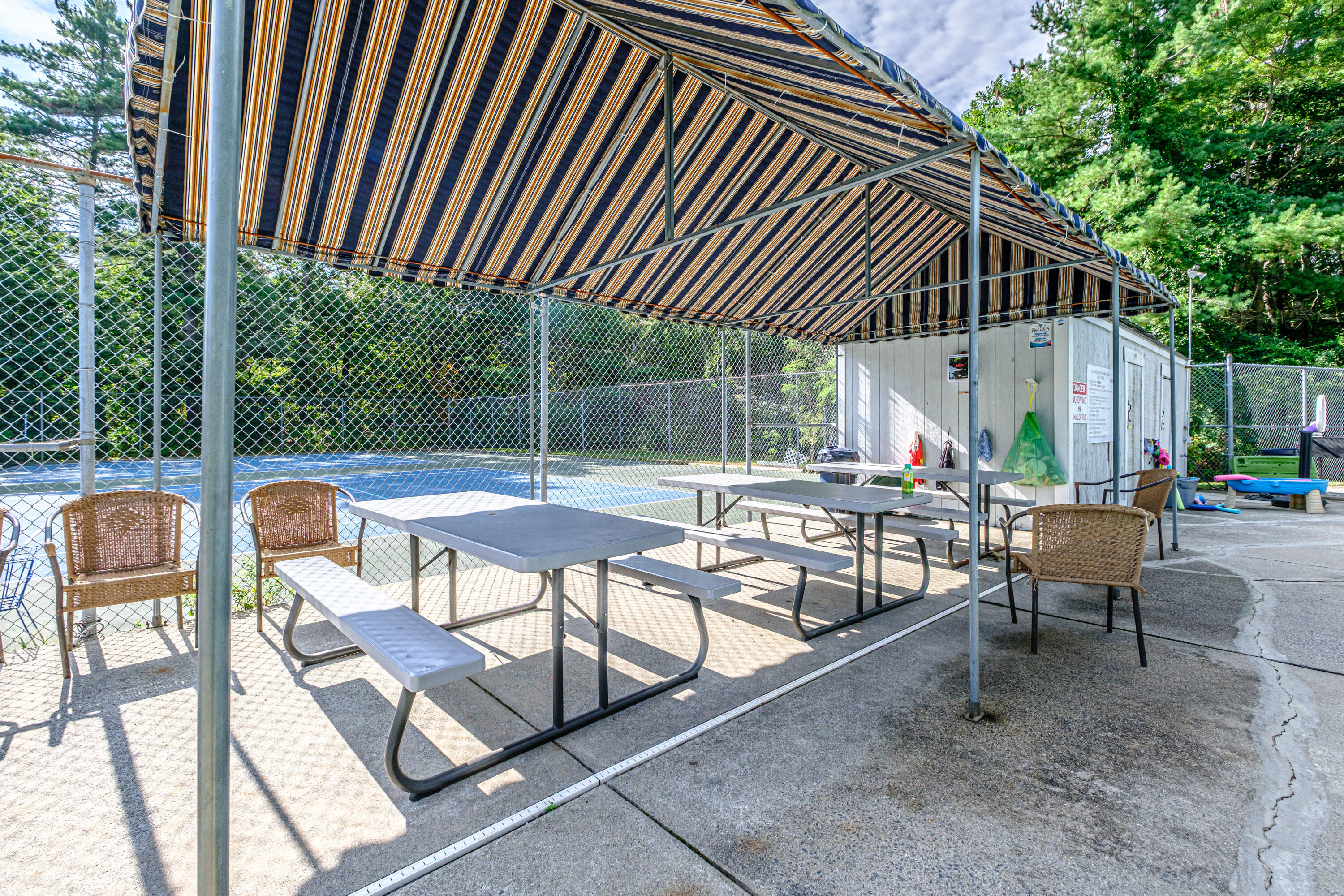 main property photo 47