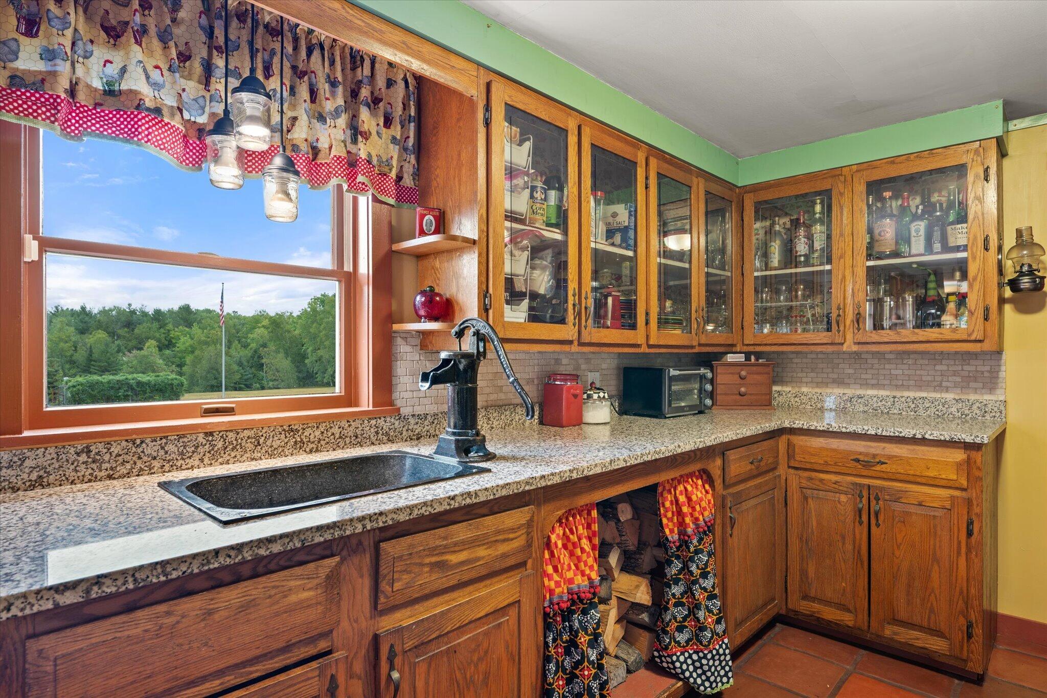 main property photo 19