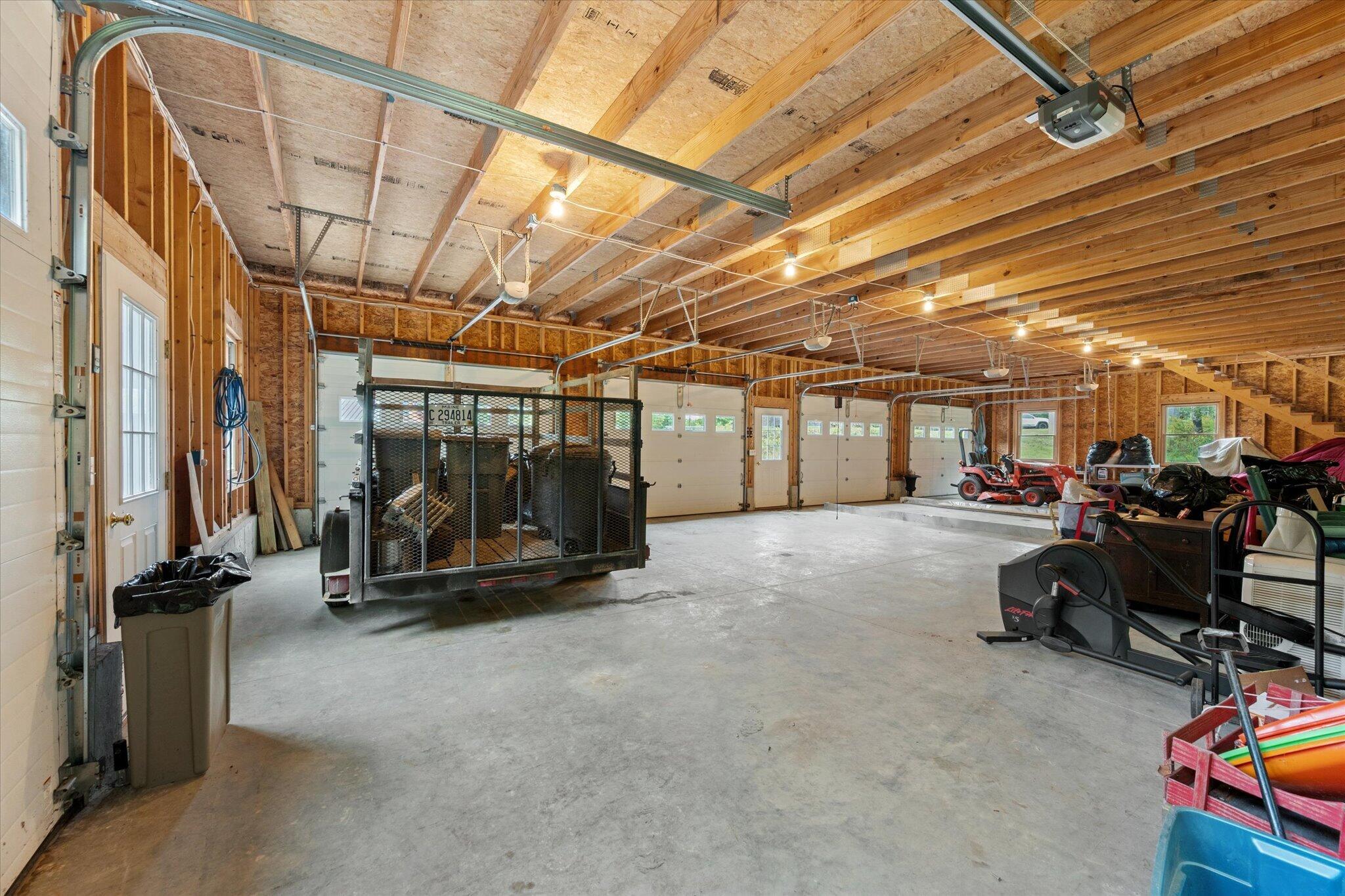 main property photo 88