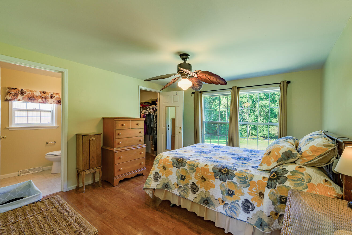 main property photo 26