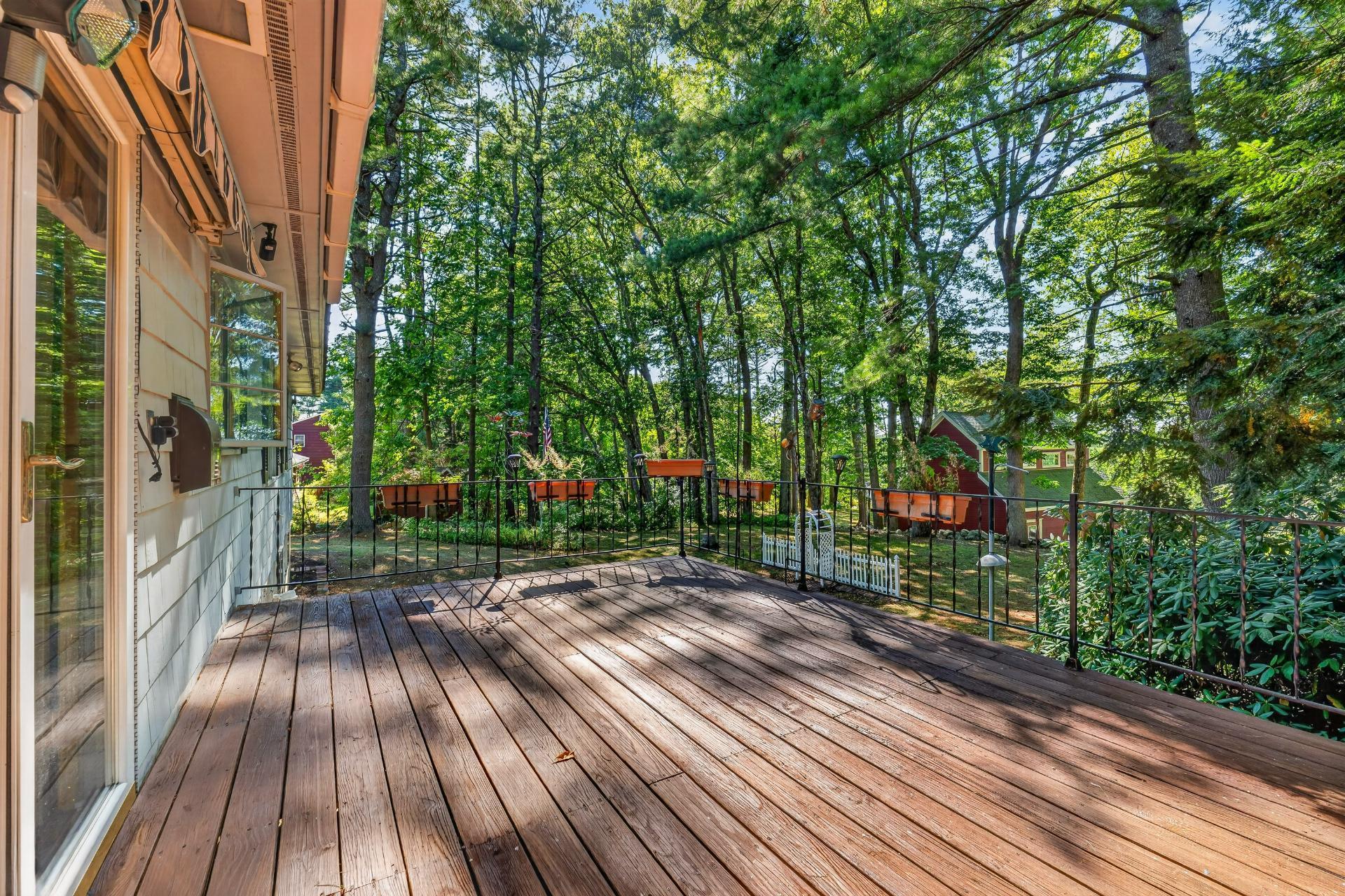 main property photo 74