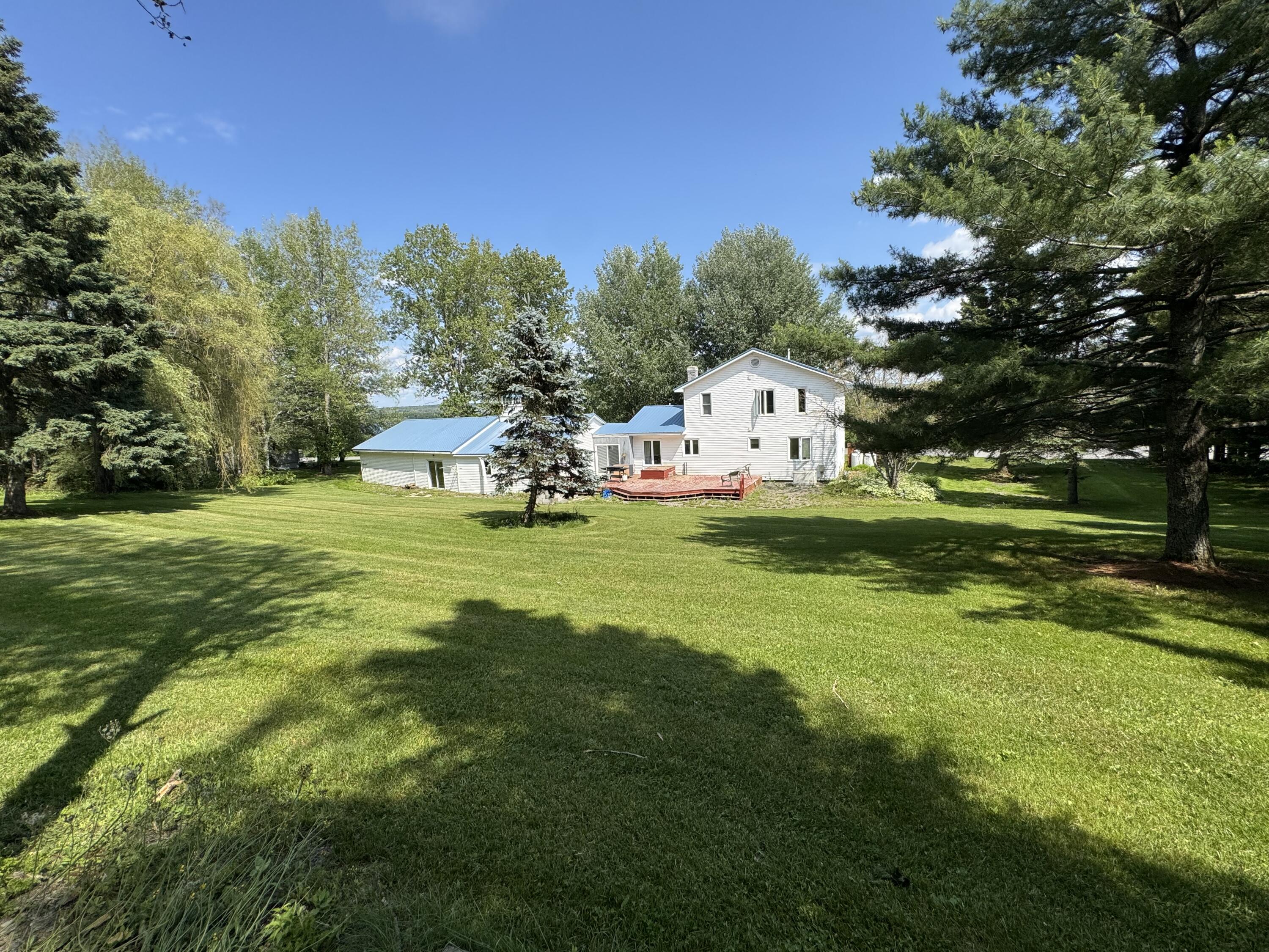 main property photo 16