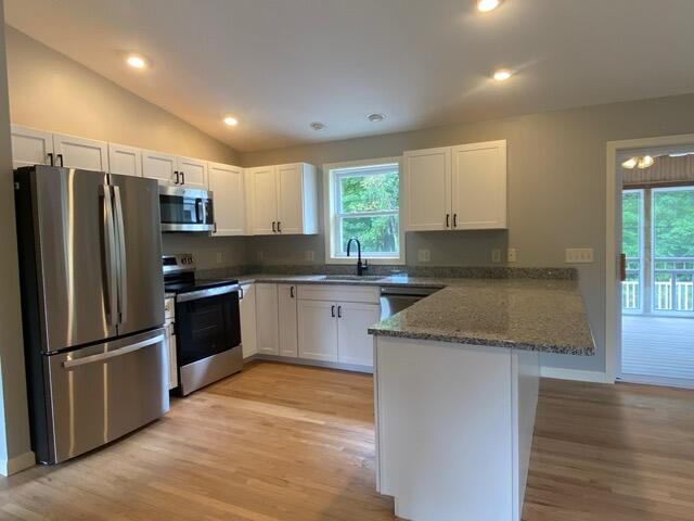 main property photo 8