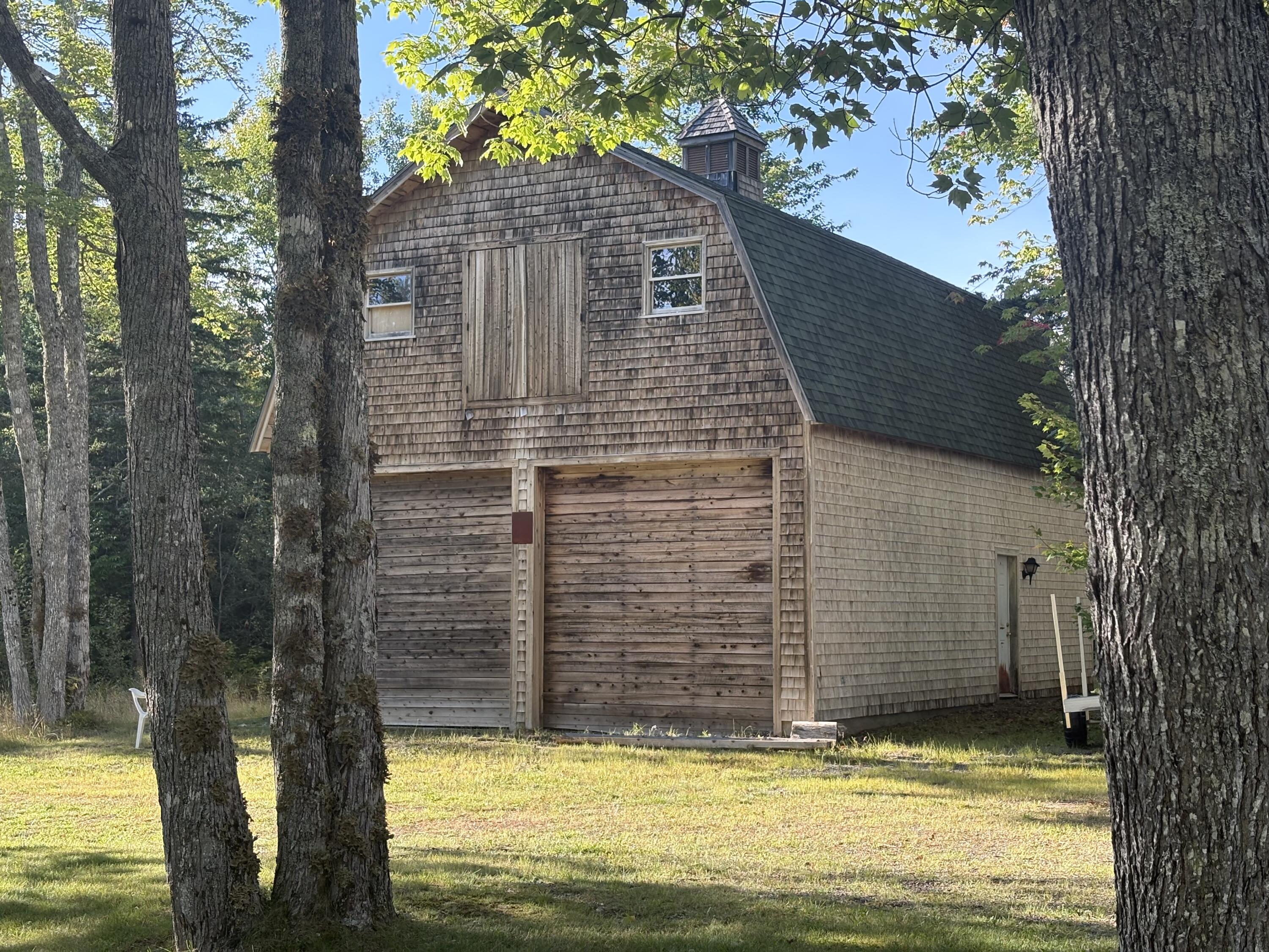 main property photo 12