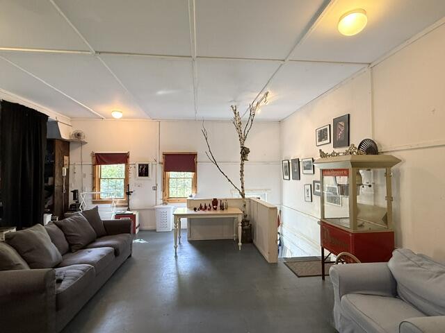 main property photo 50