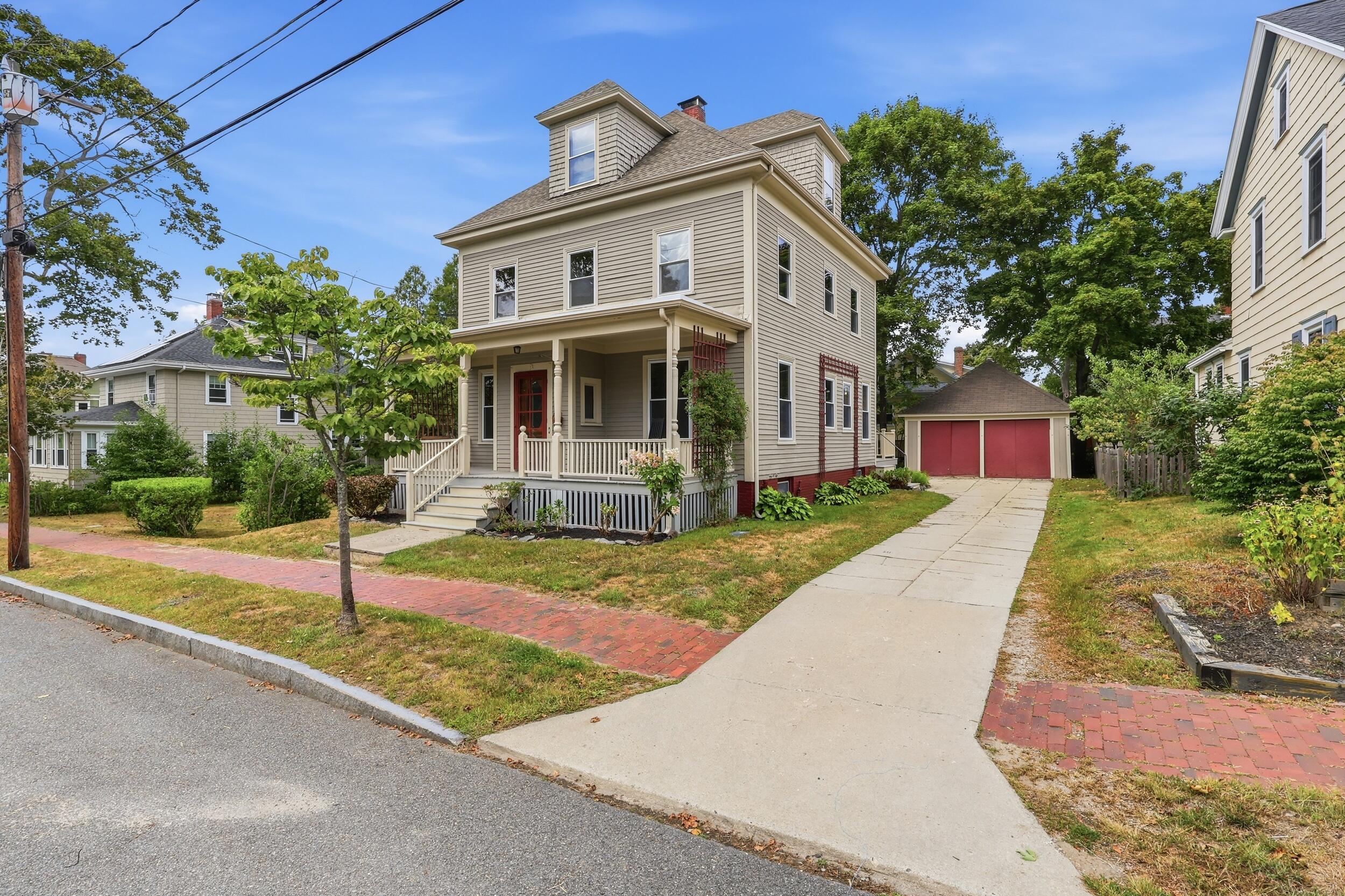 main property photo 45