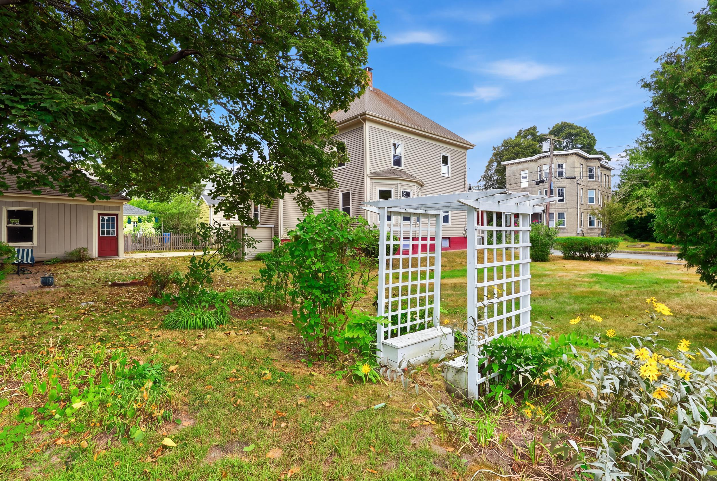main property photo 50