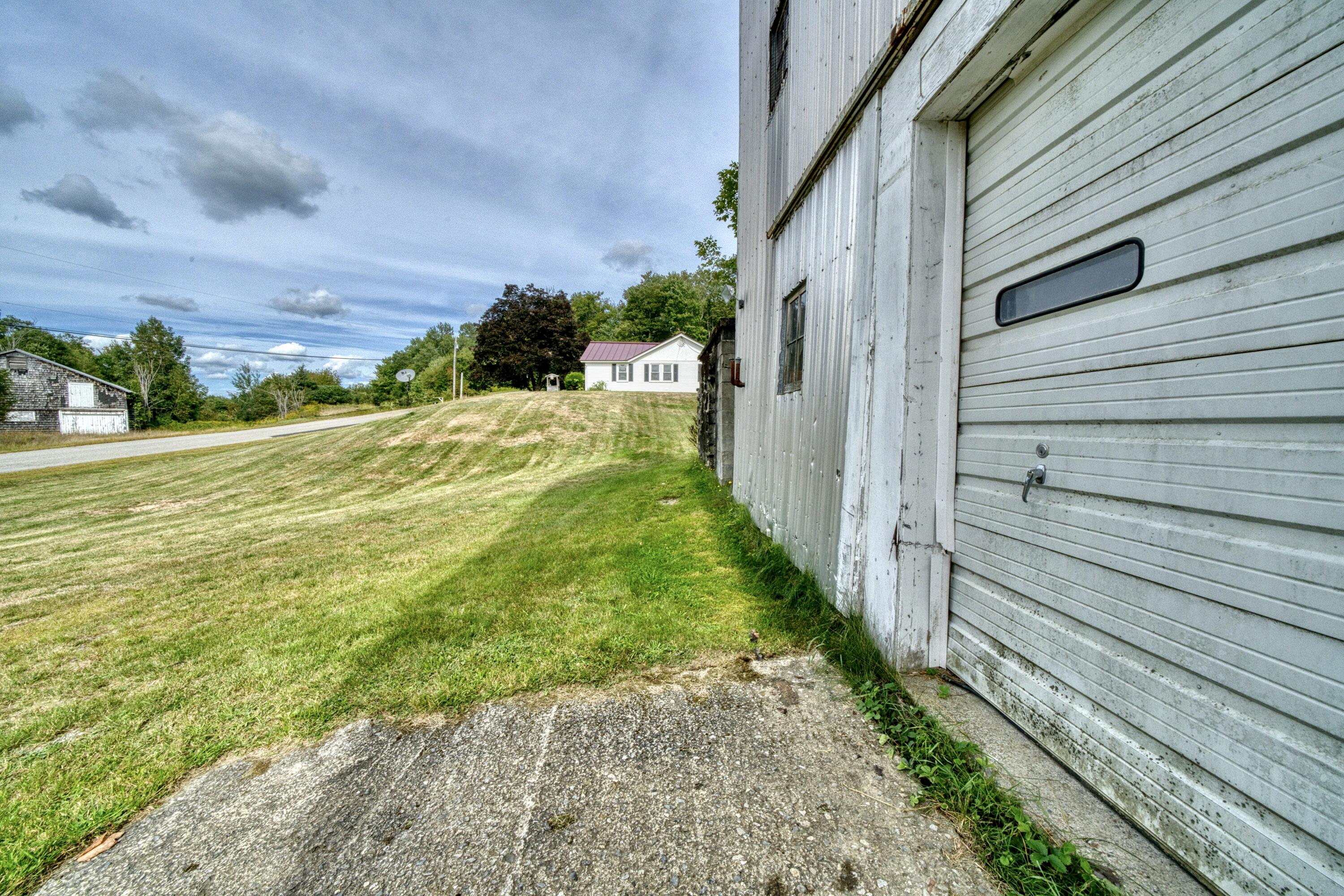 main property photo 38