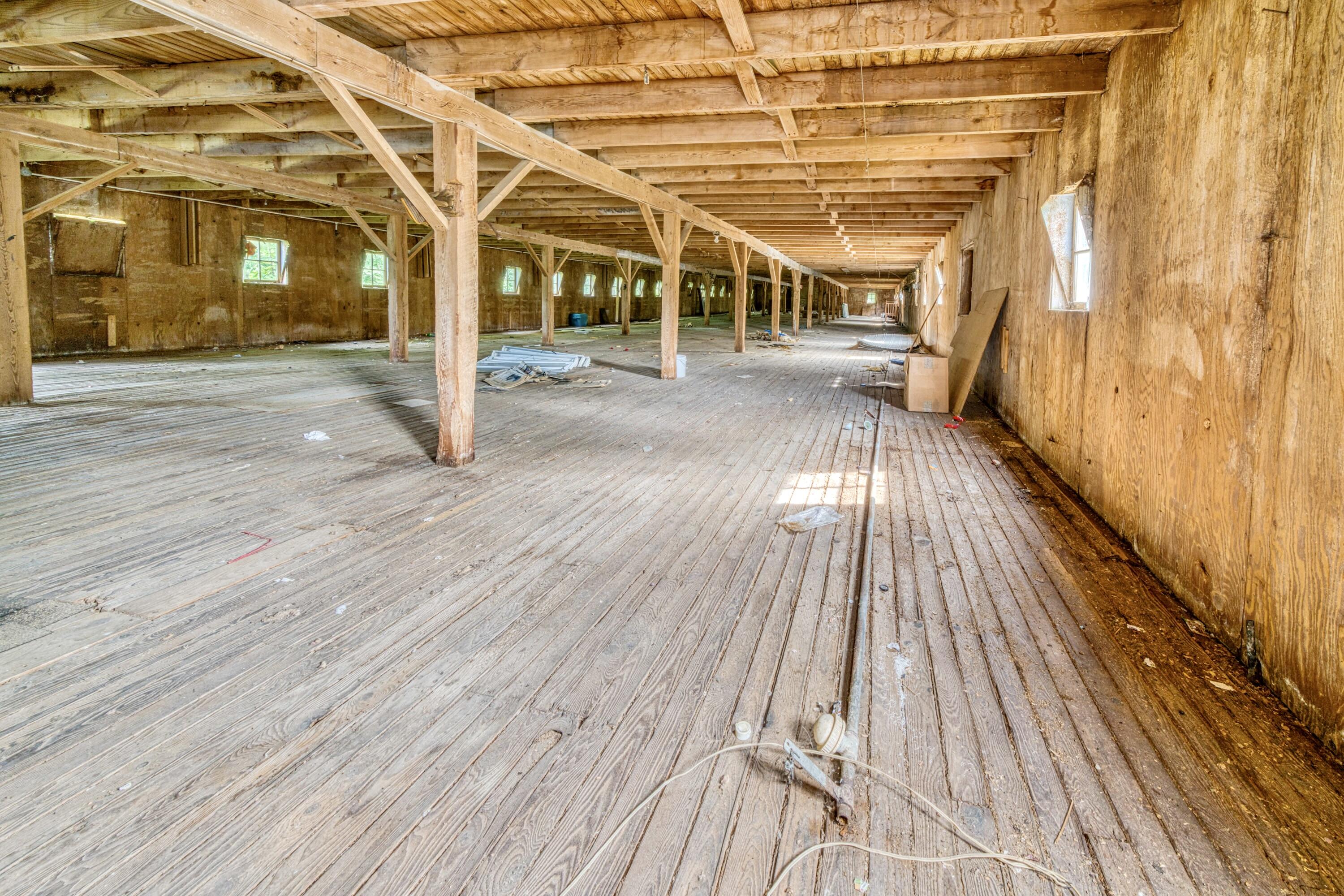 main property photo 43