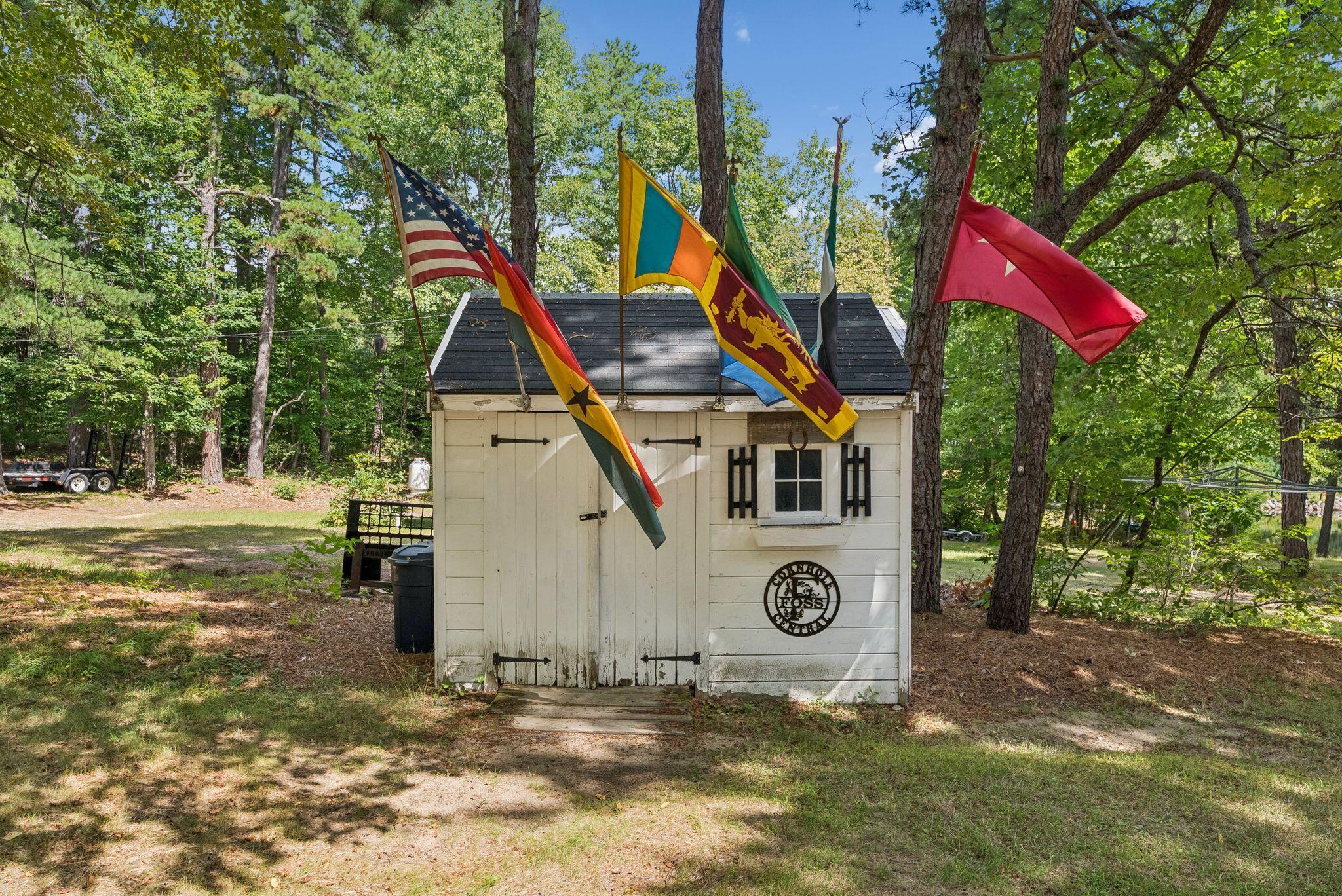 main property photo 30