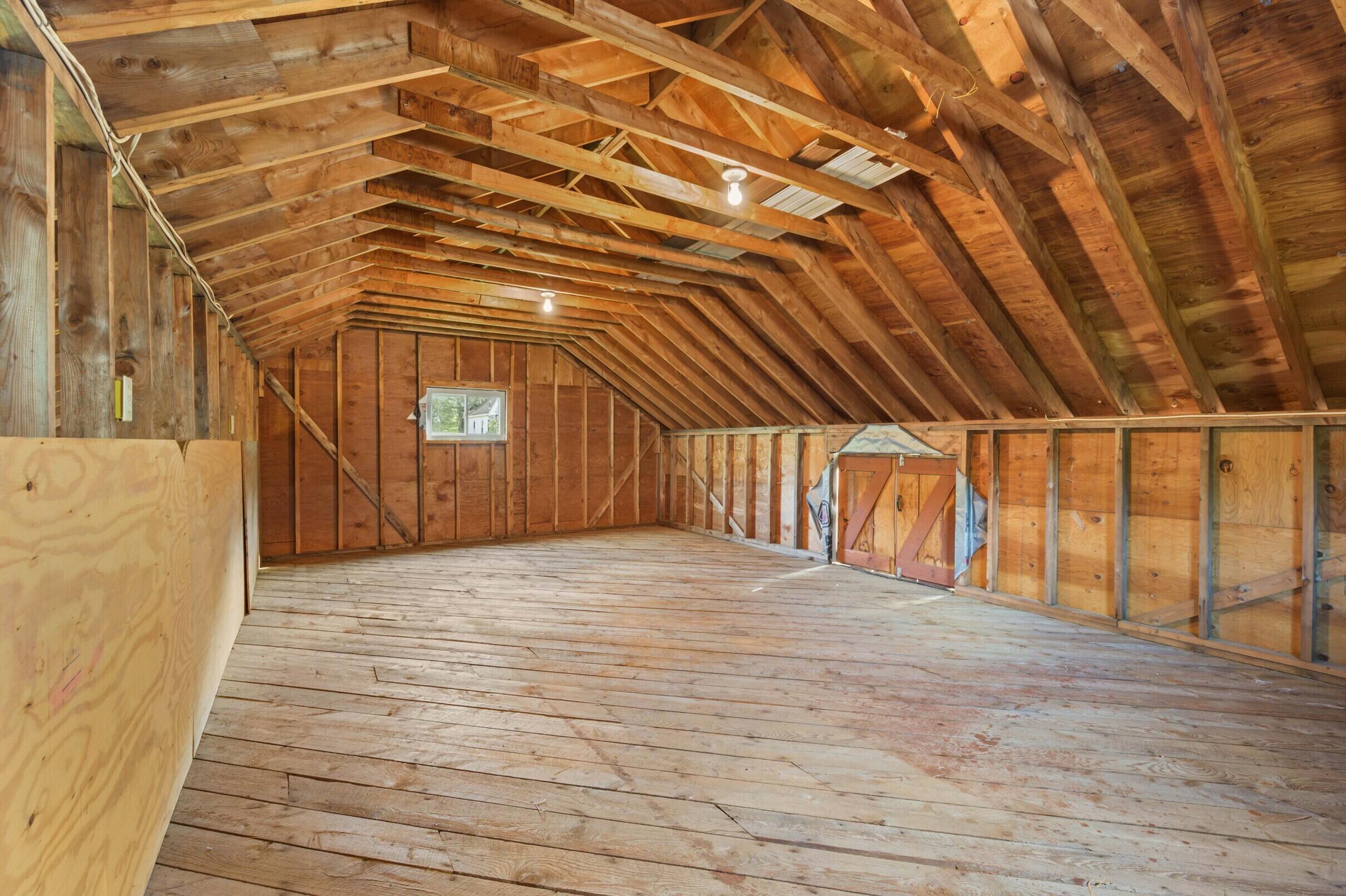 main property photo 51