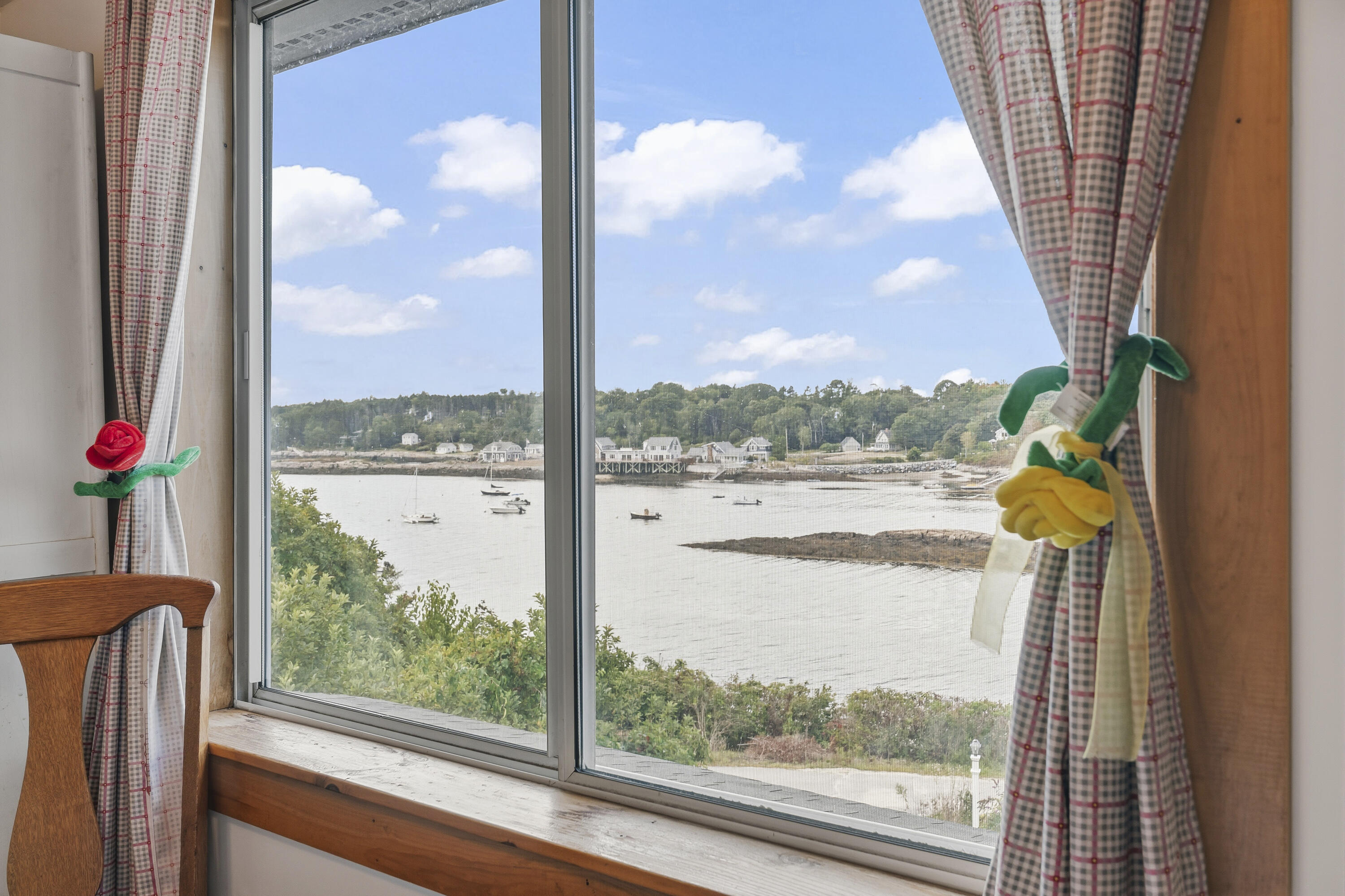 main property photo 24