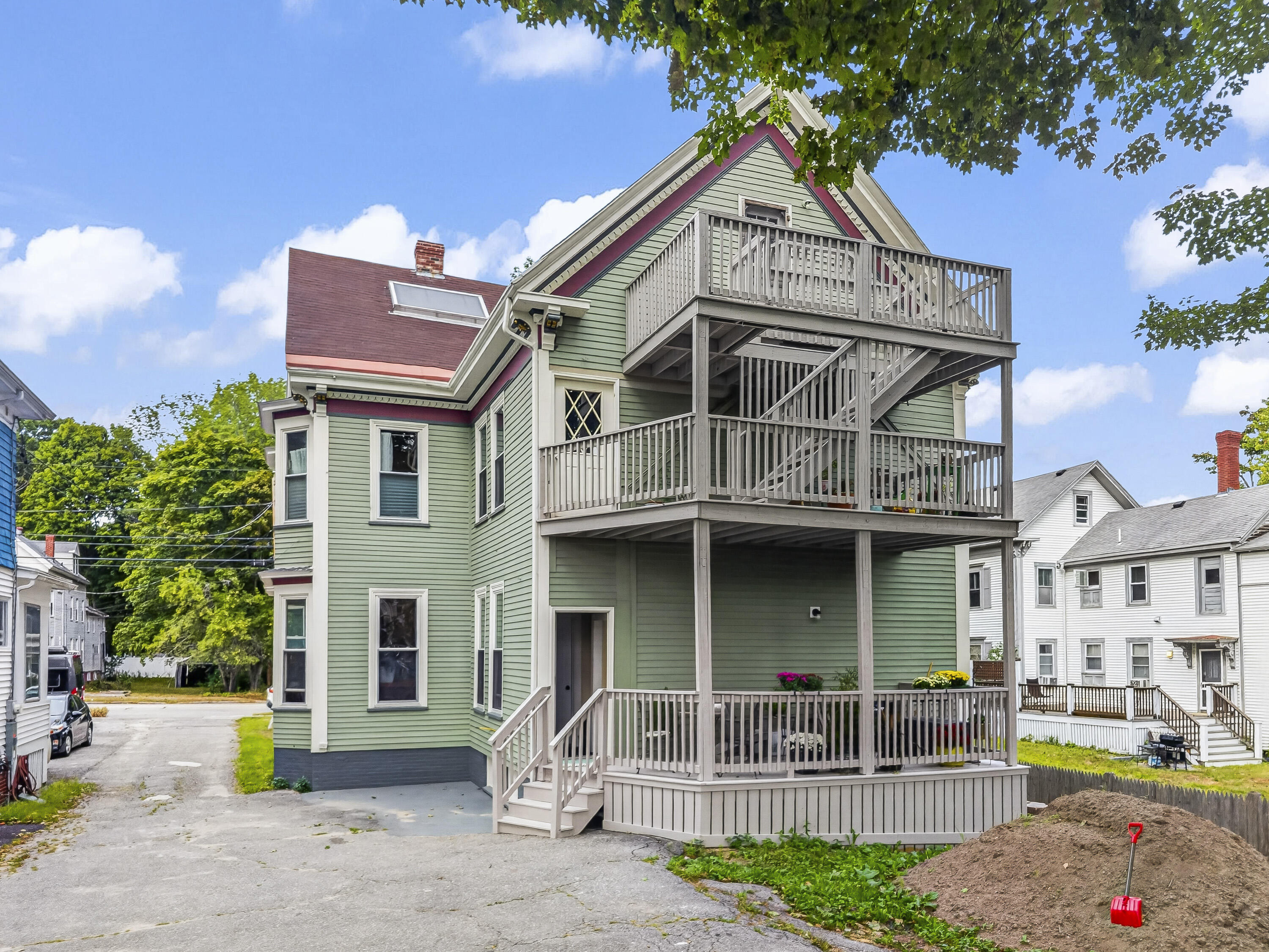 main property photo 32