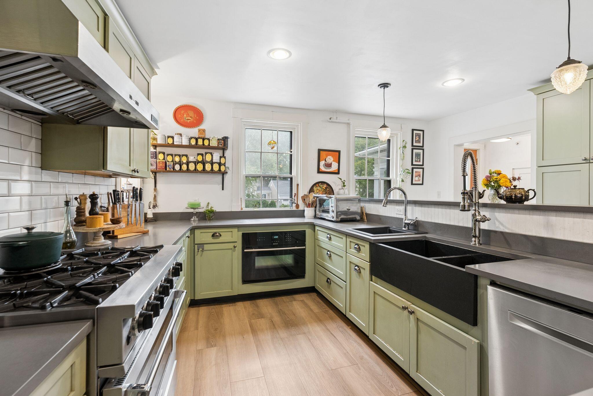 main property photo 54