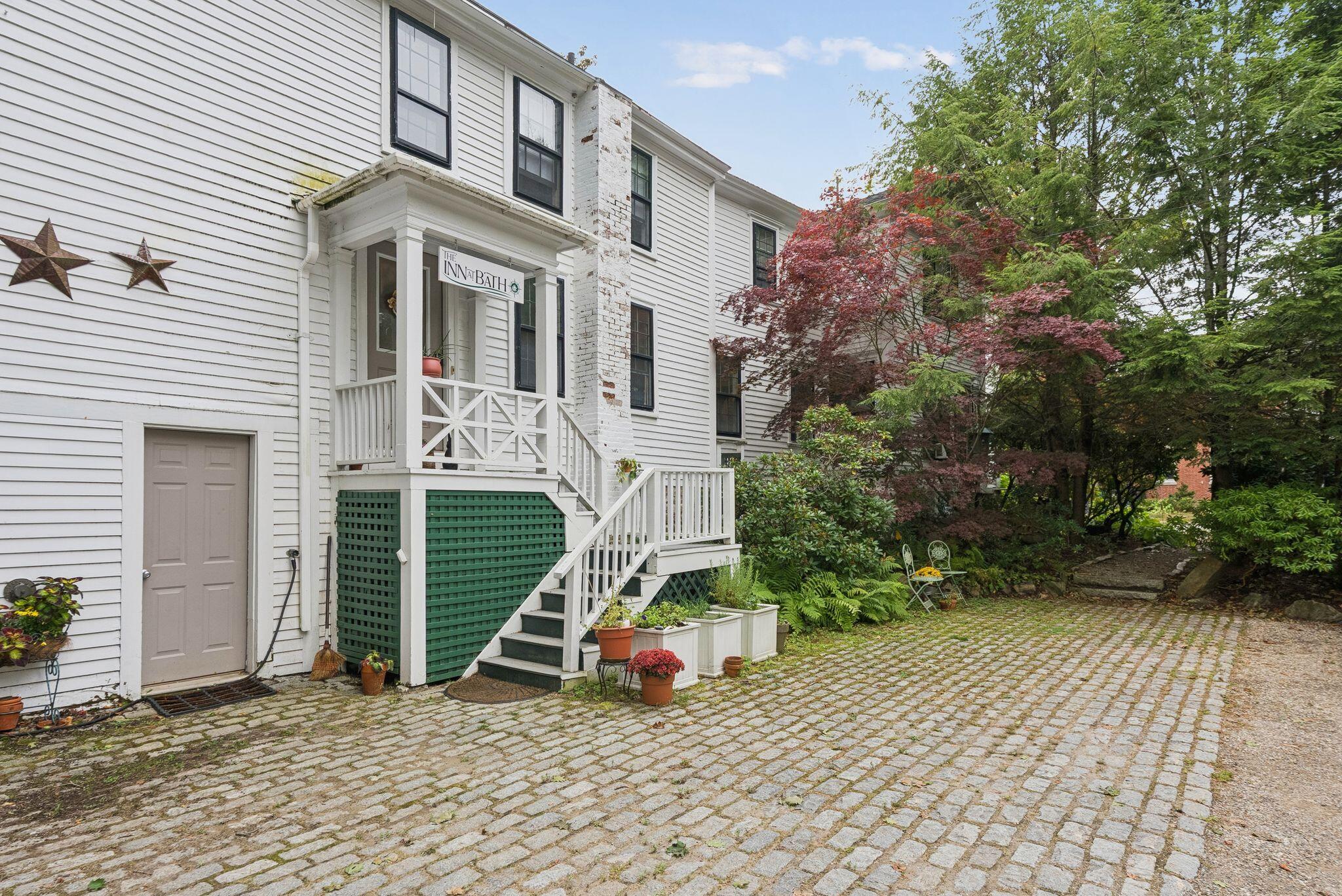 main property photo 63
