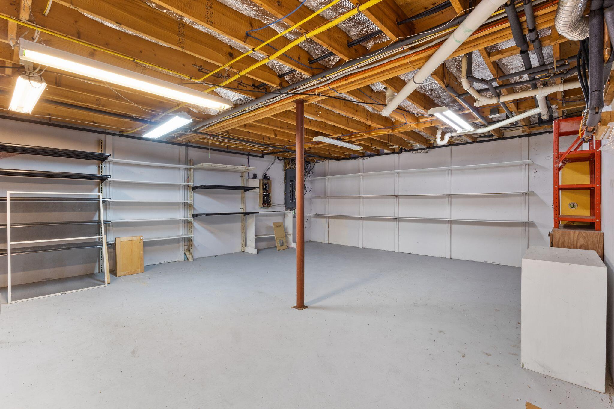 main property photo 60