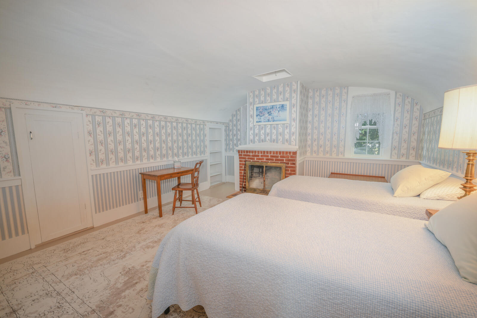 main property photo 24