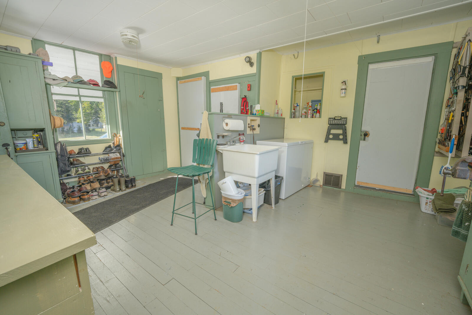 main property photo 34