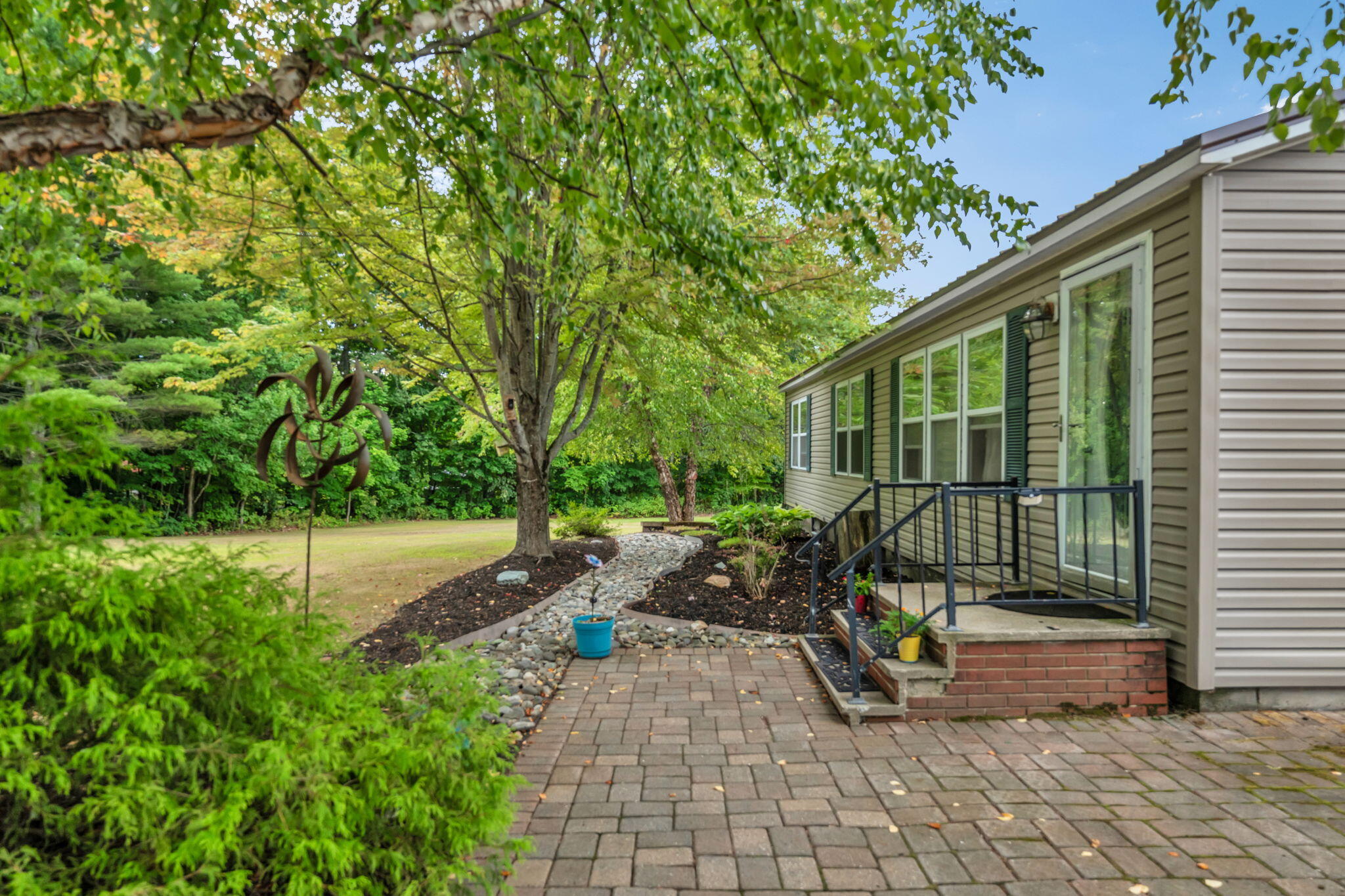 main property photo 27