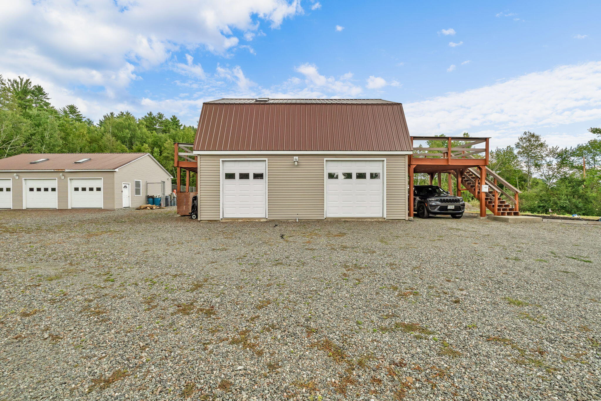 main property photo 76