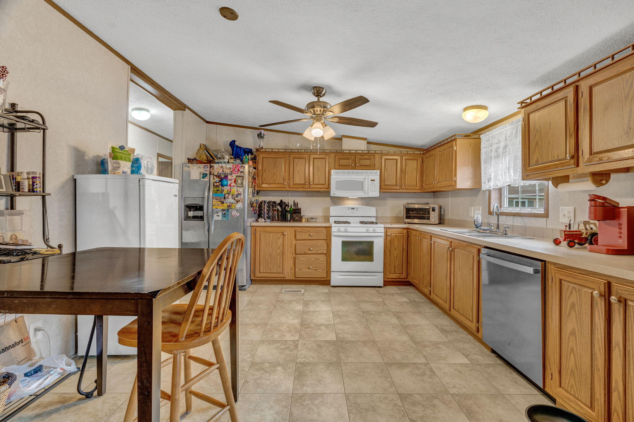 main property photo 86