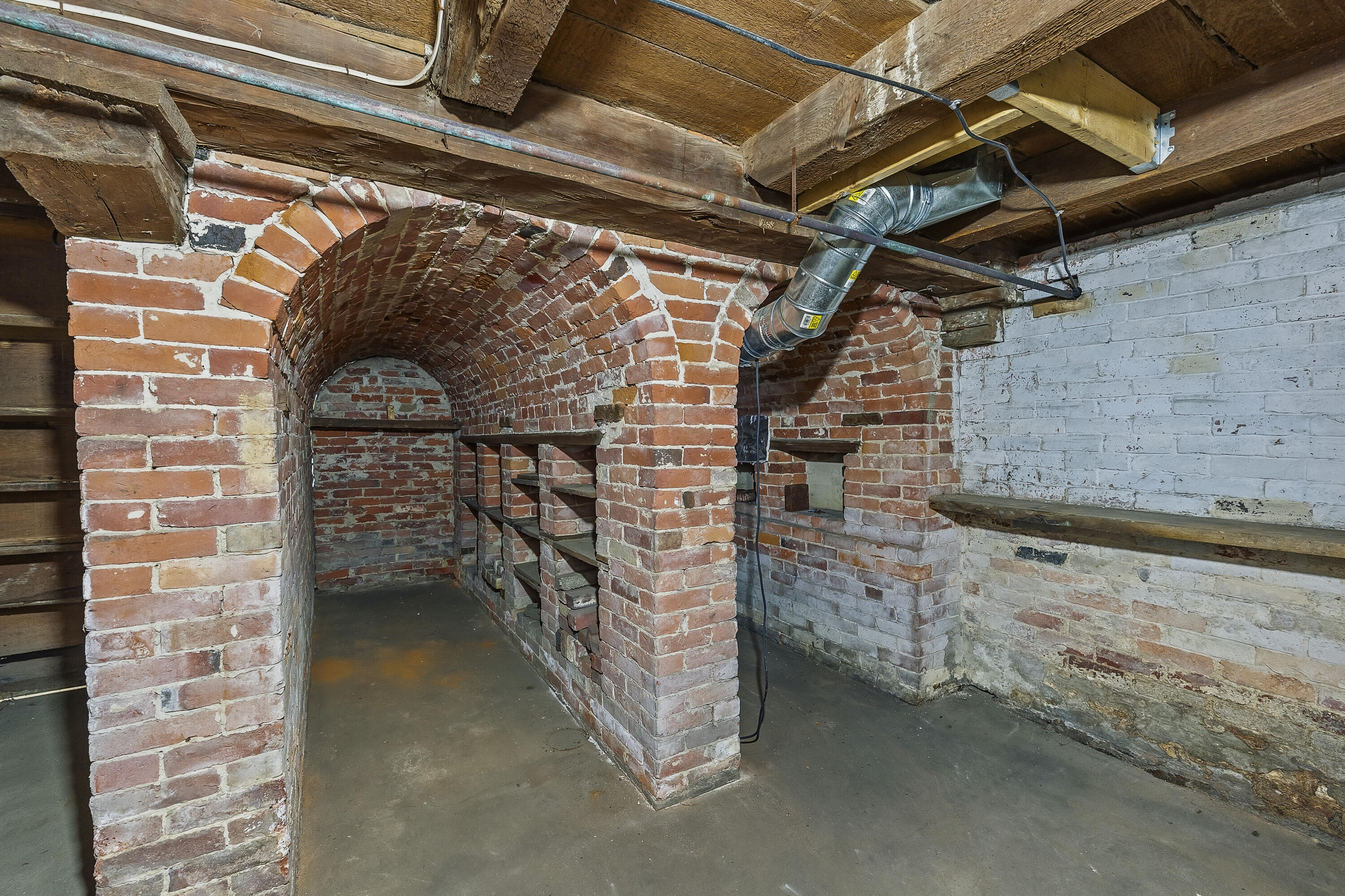 main property photo 61