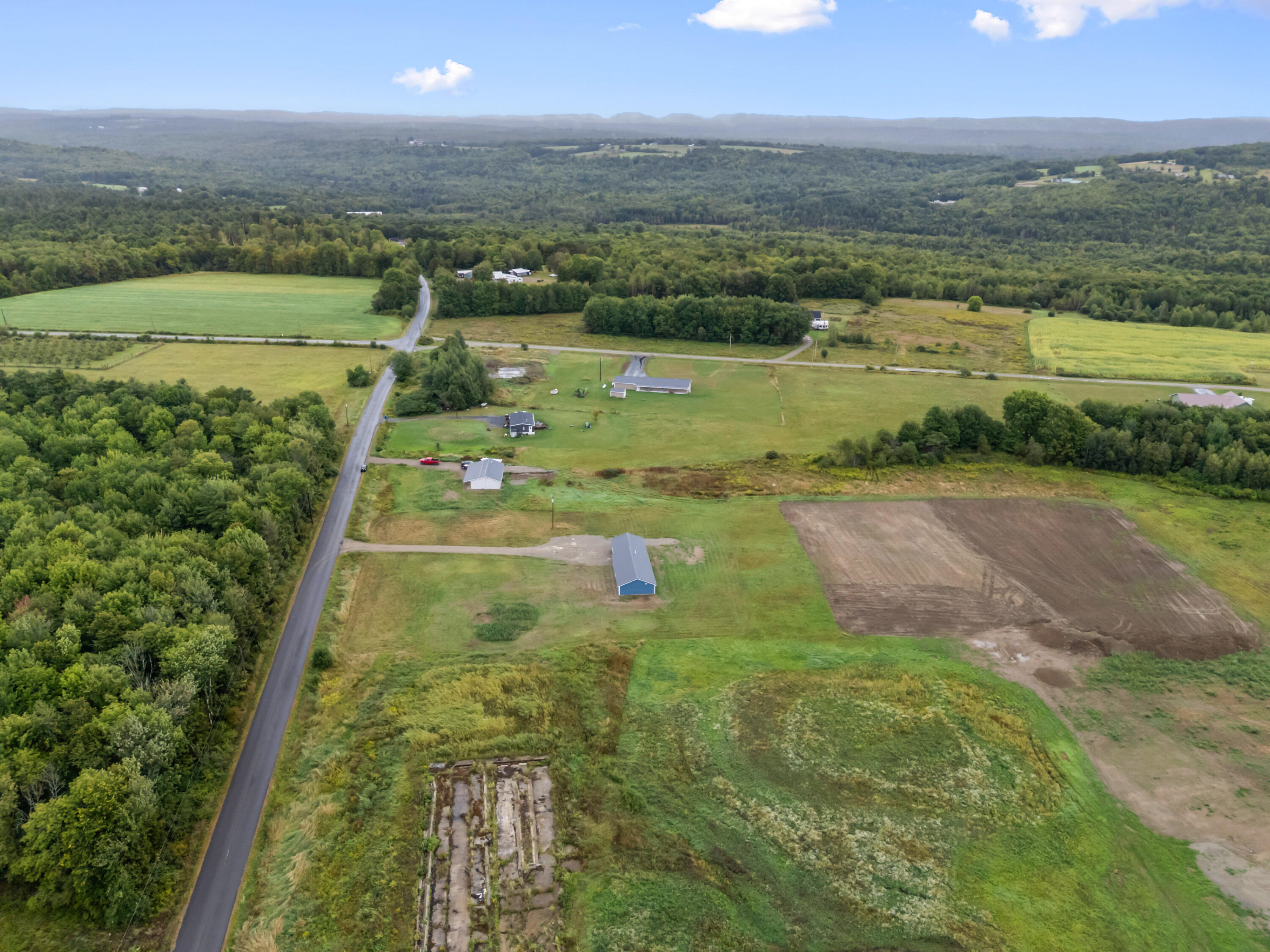 main property photo 49