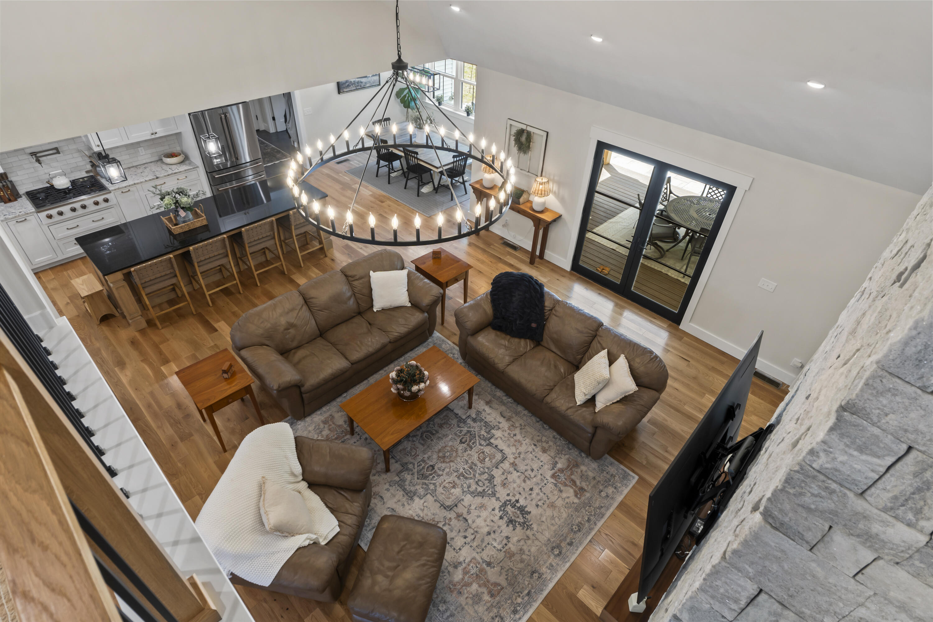 main property photo 46
