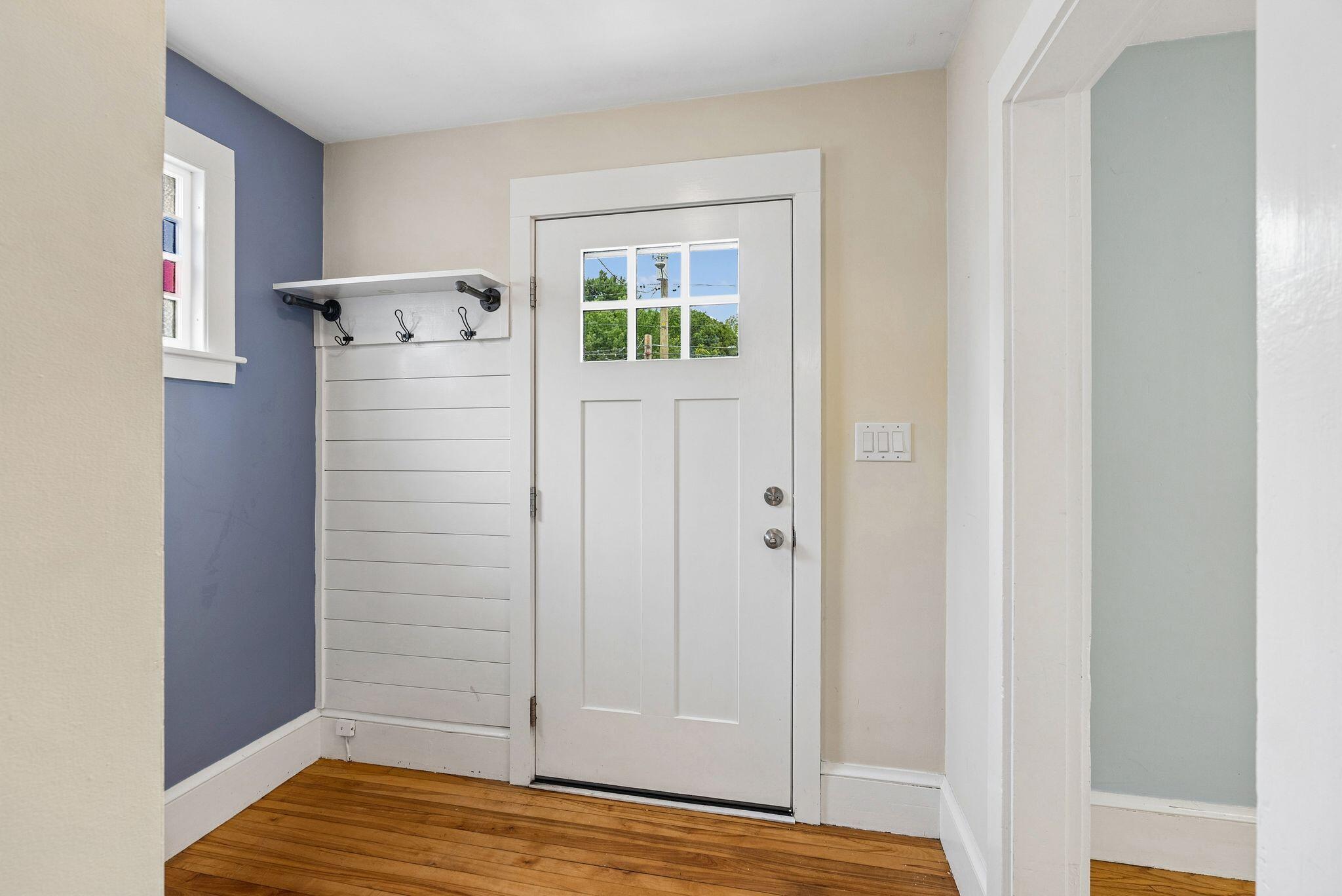 main property photo 14