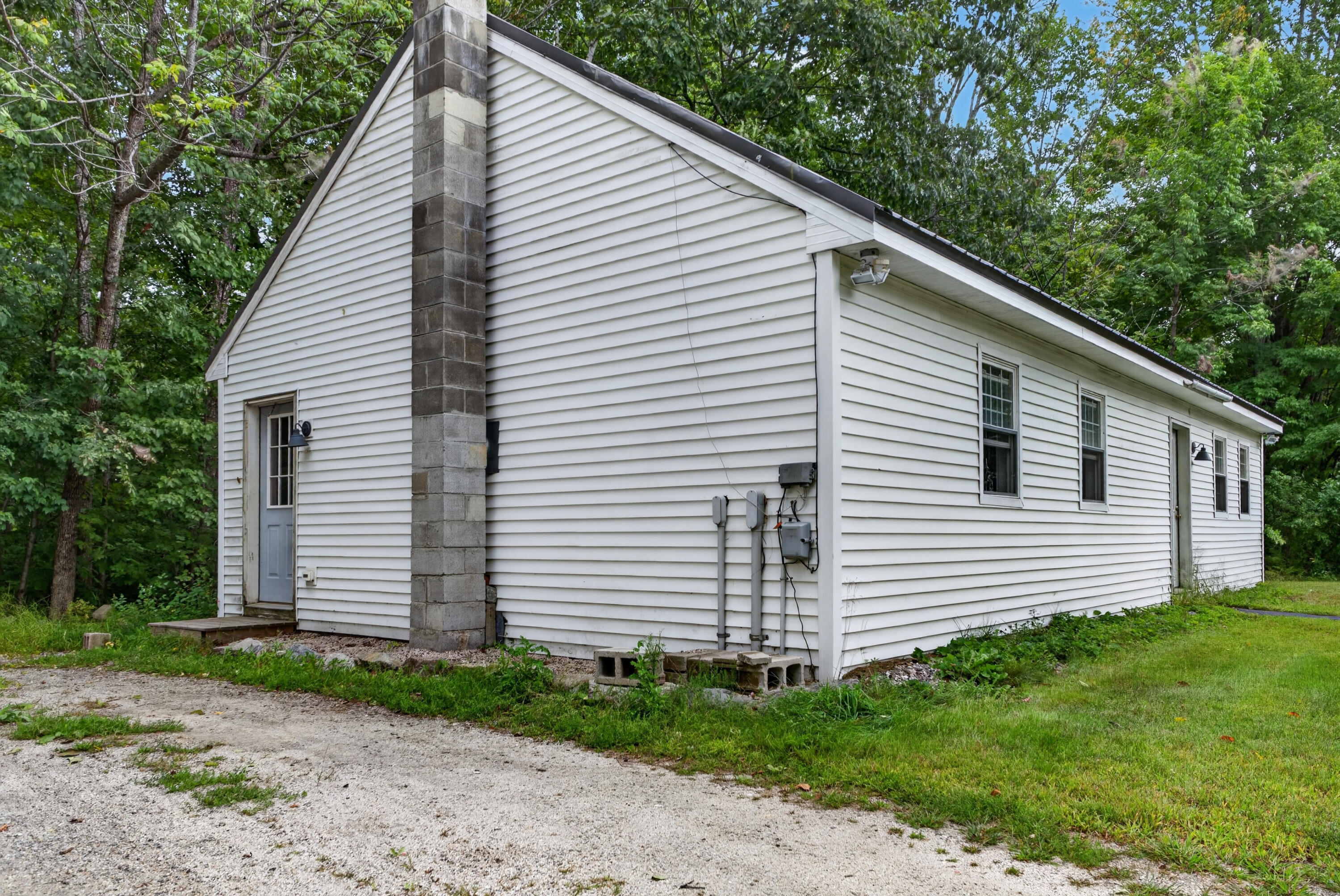 main property photo 39