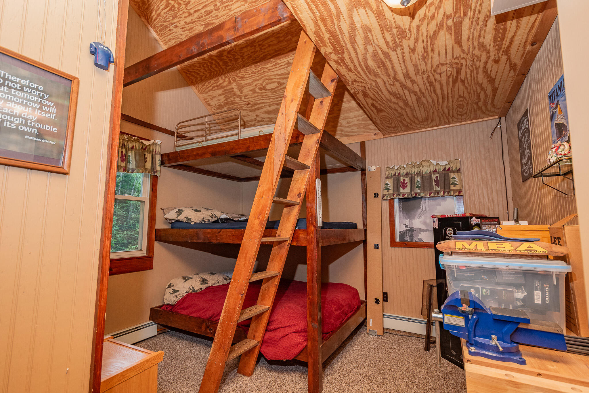 main property photo 25