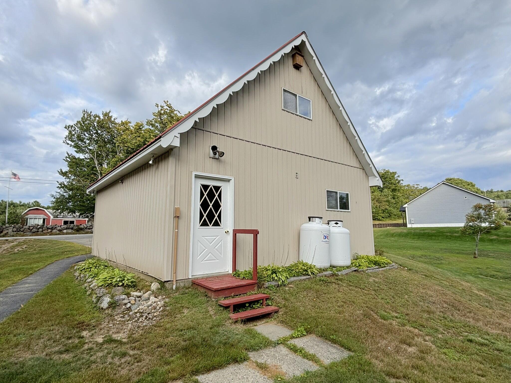 main property photo 49