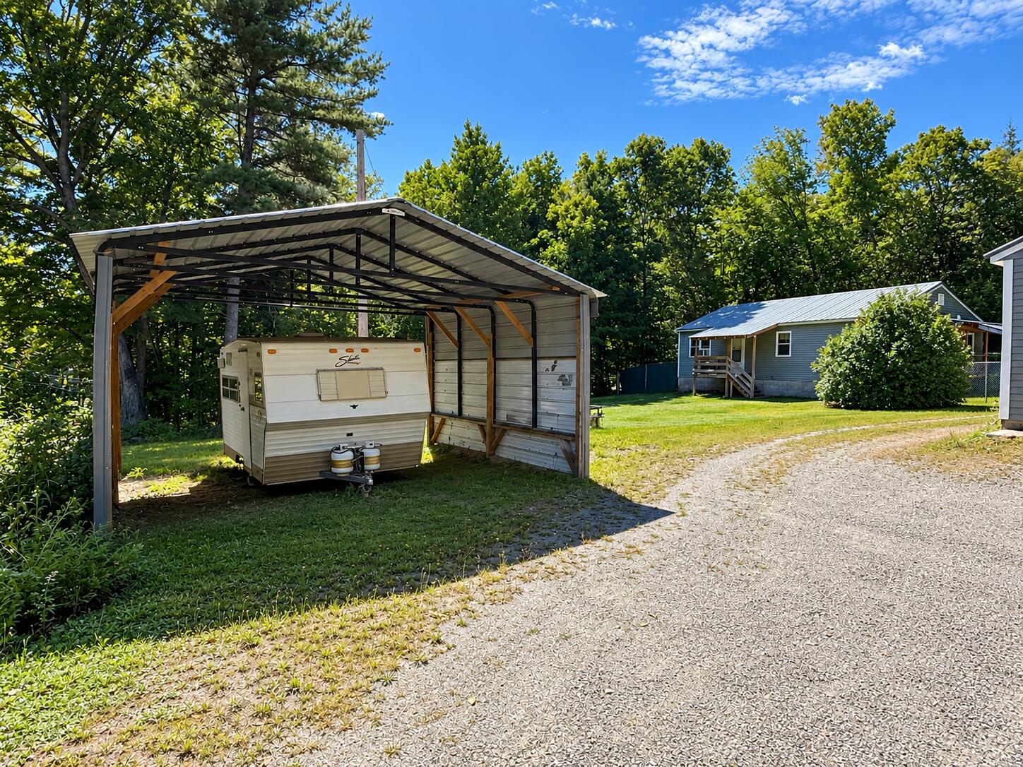 main property photo 5