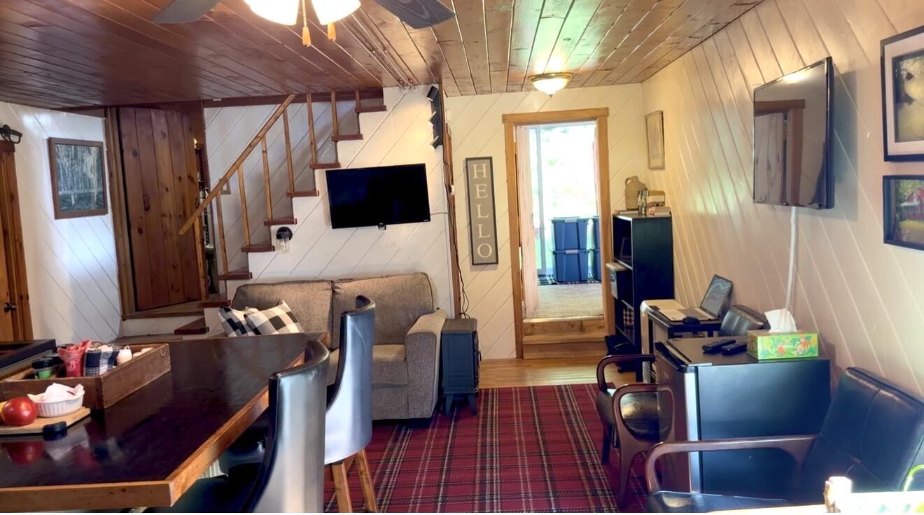 main property photo 8