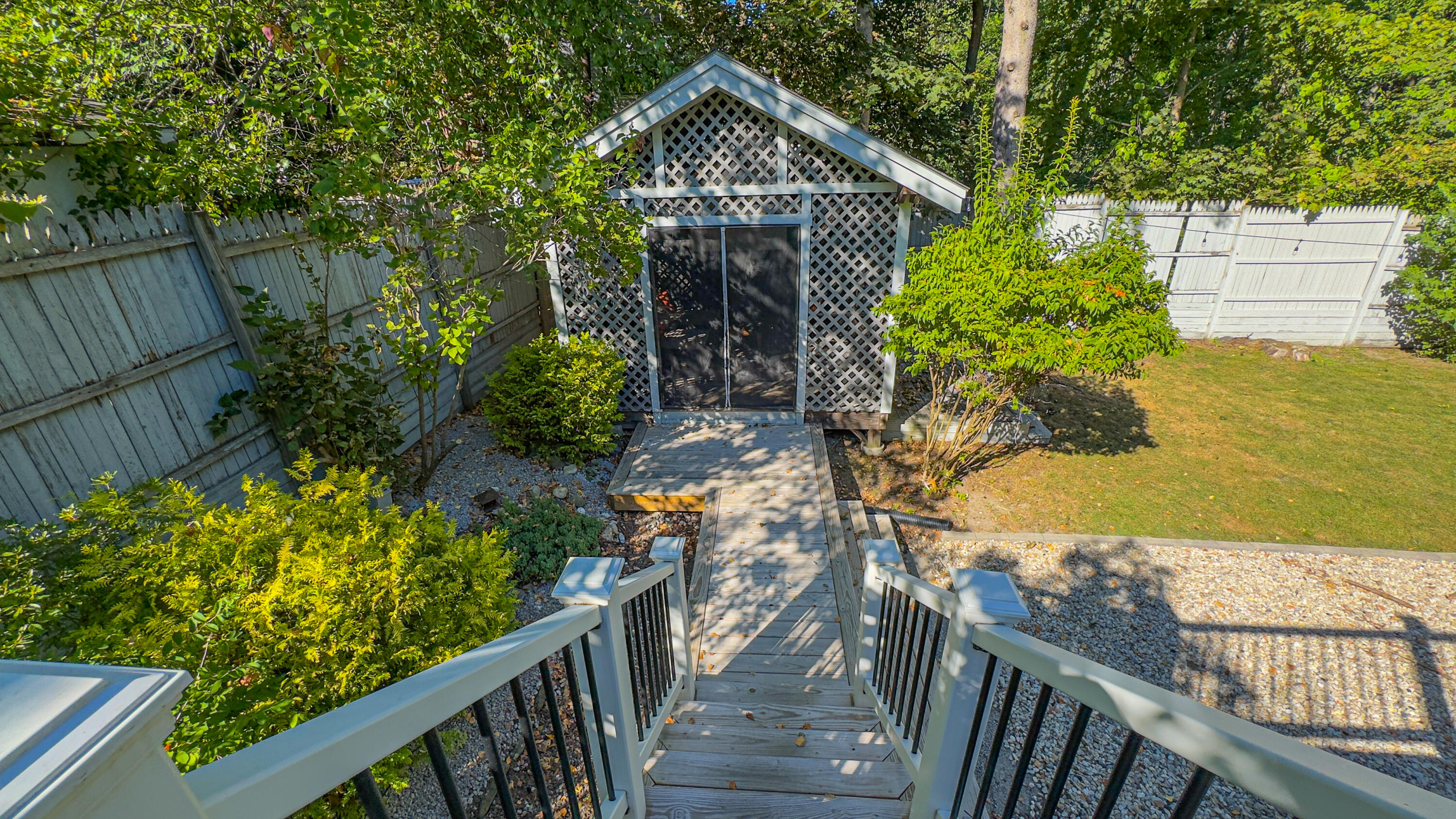 main property photo 41