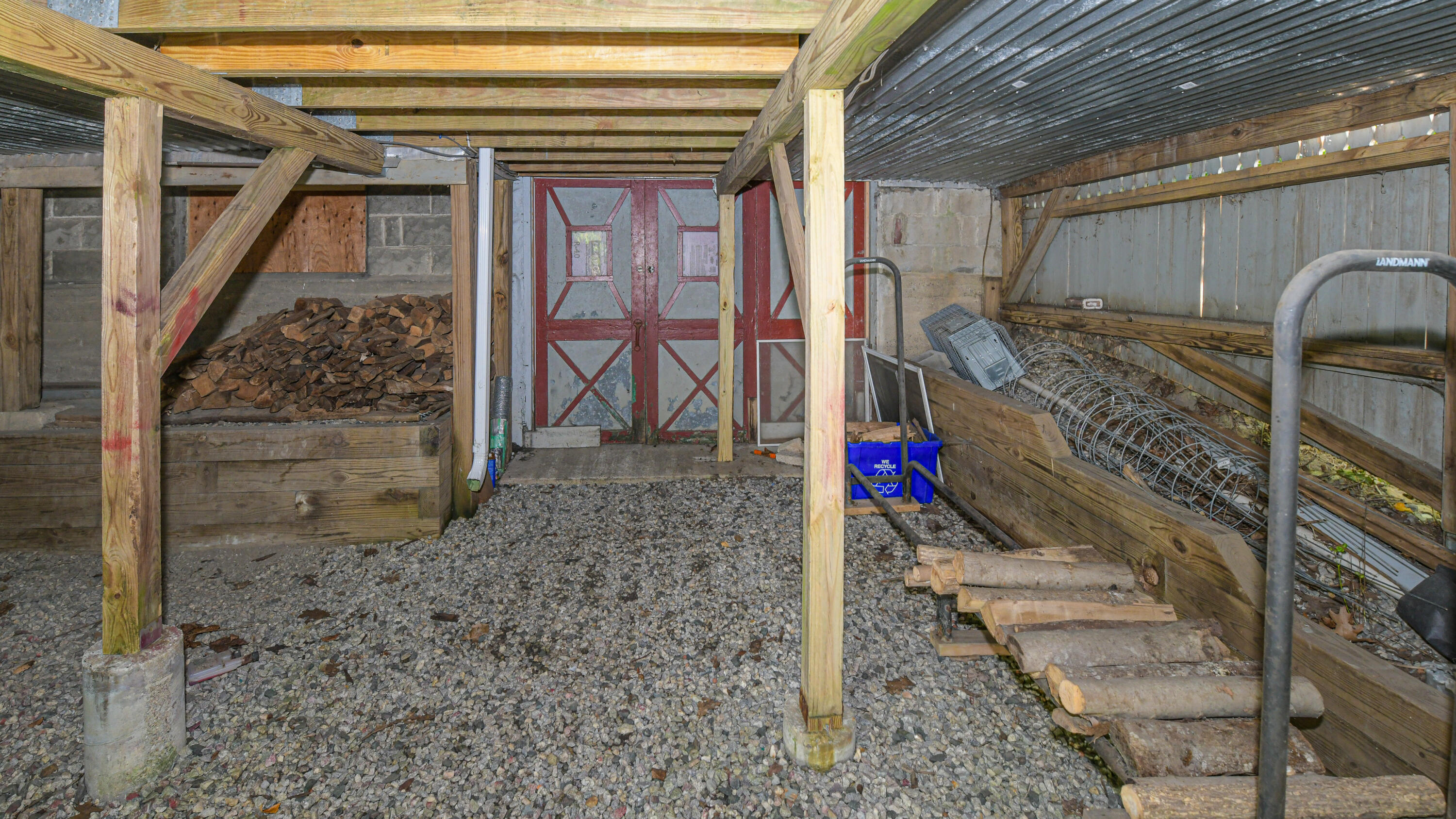 main property photo 48