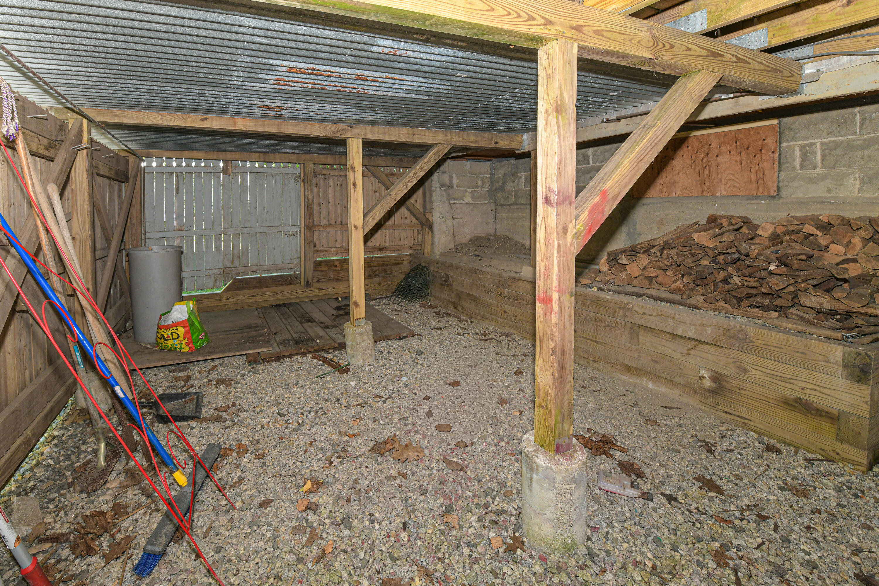 main property photo 49