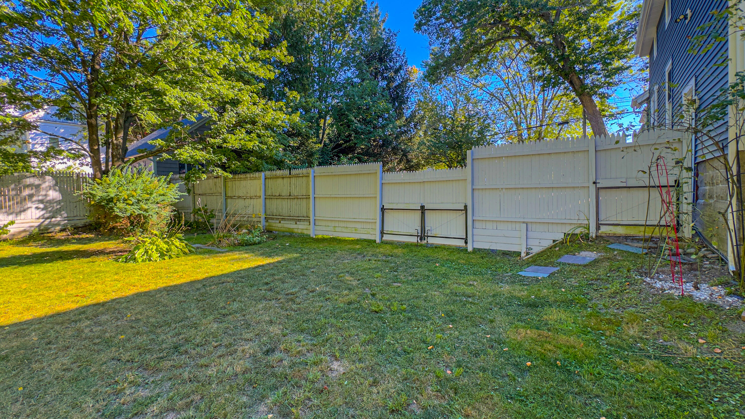 main property photo 58