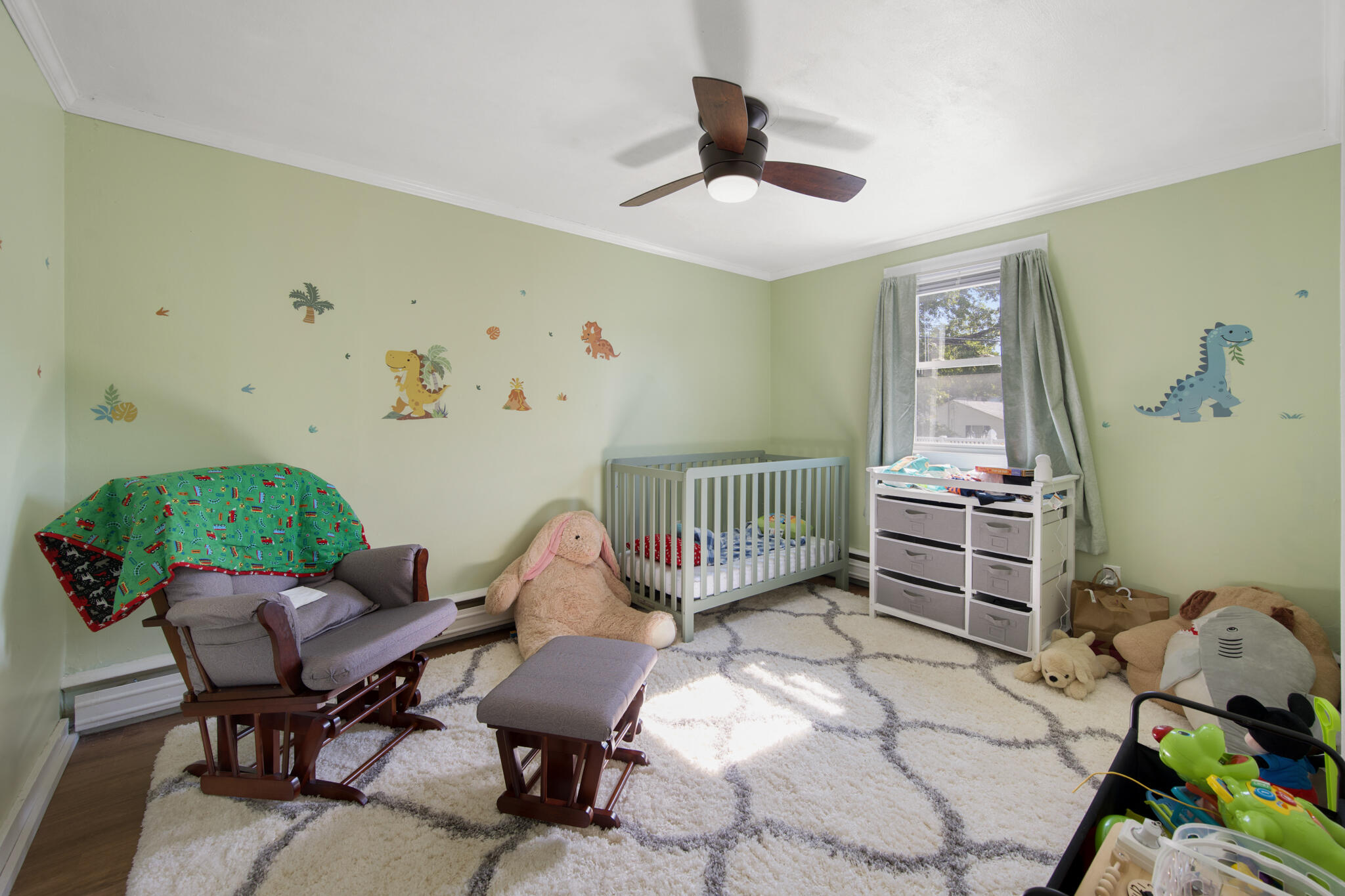 main property photo 9