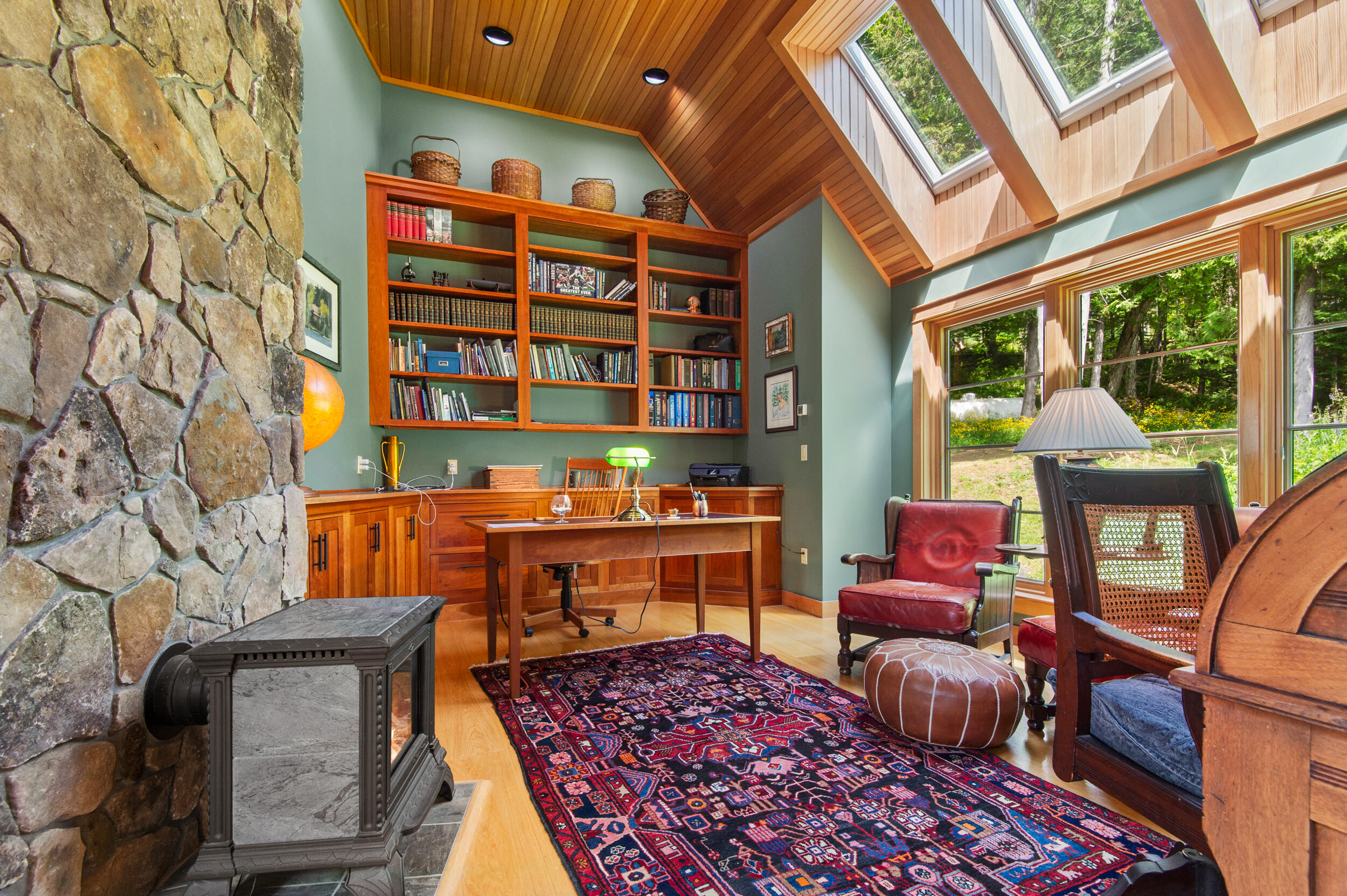 main property photo 34