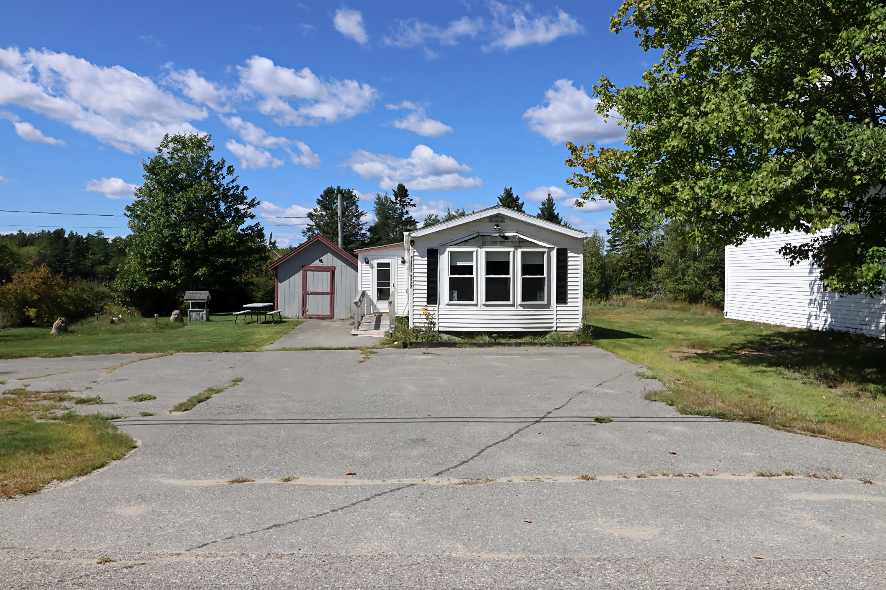 main property photo 9