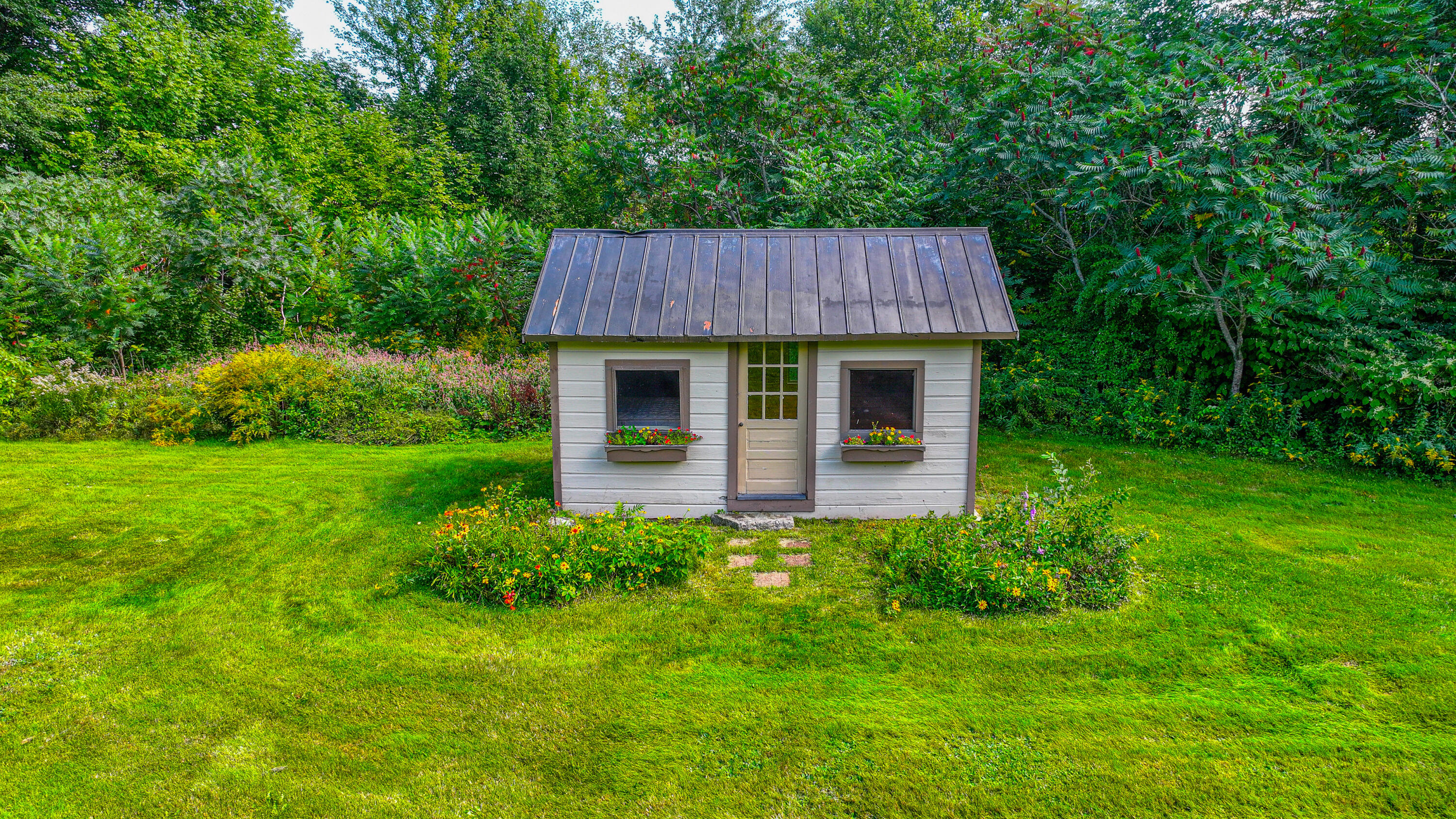 main property photo 51