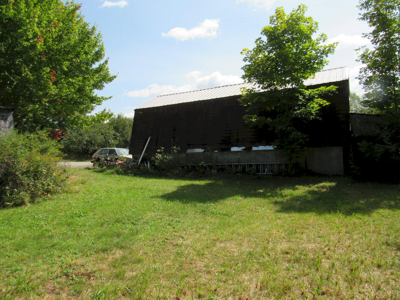 main property photo 12