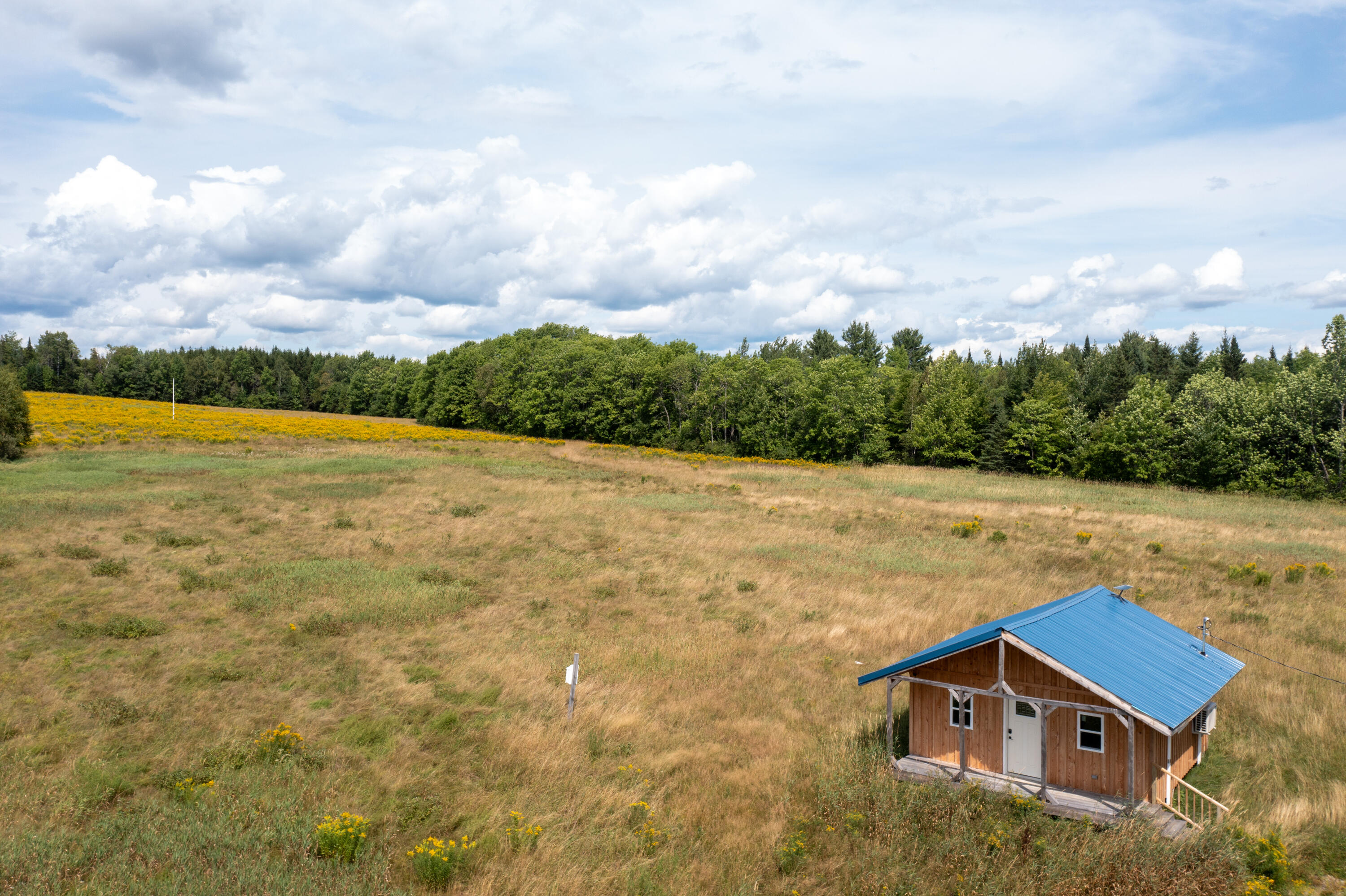 main property photo 11