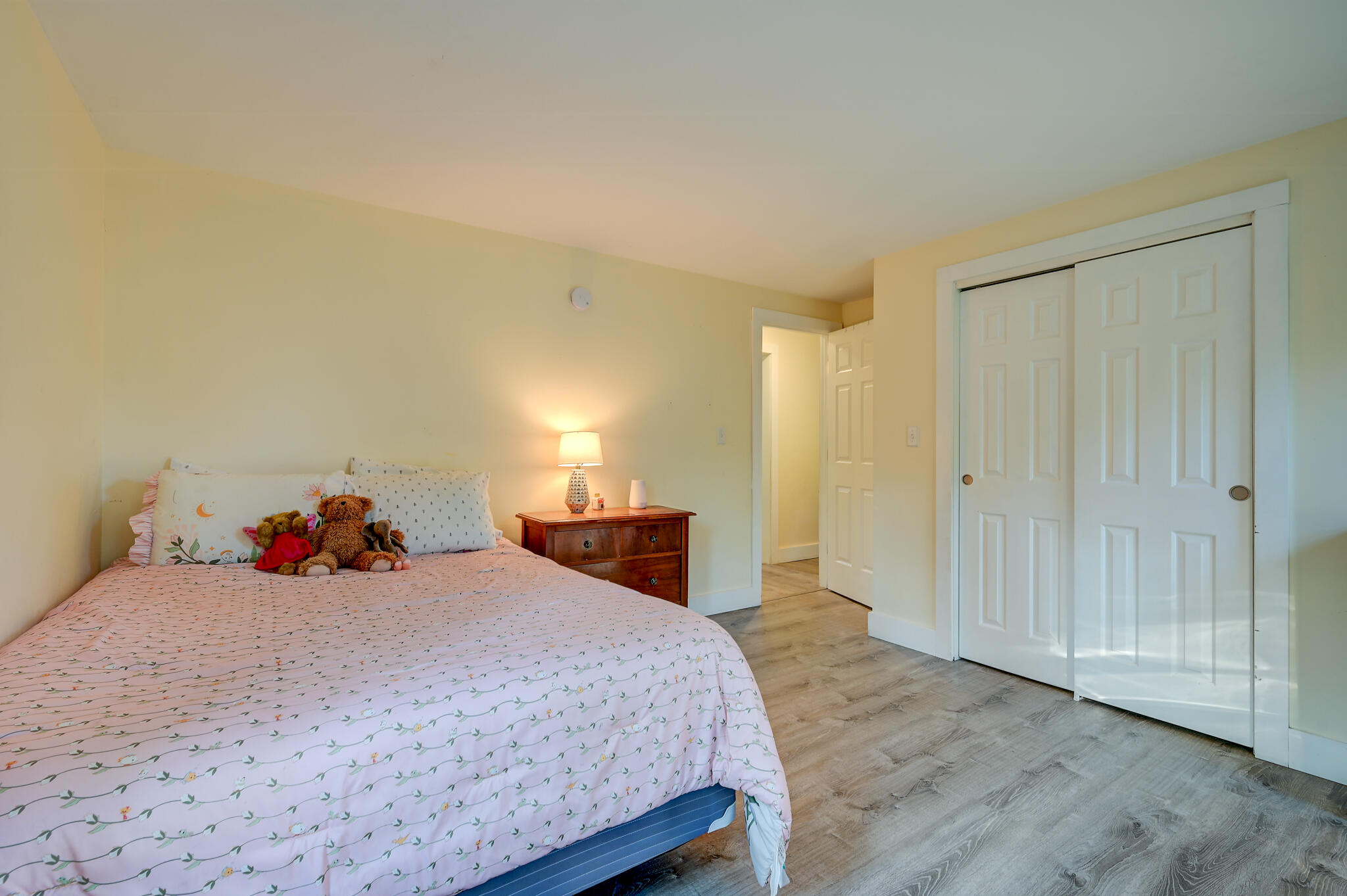 main property photo 22