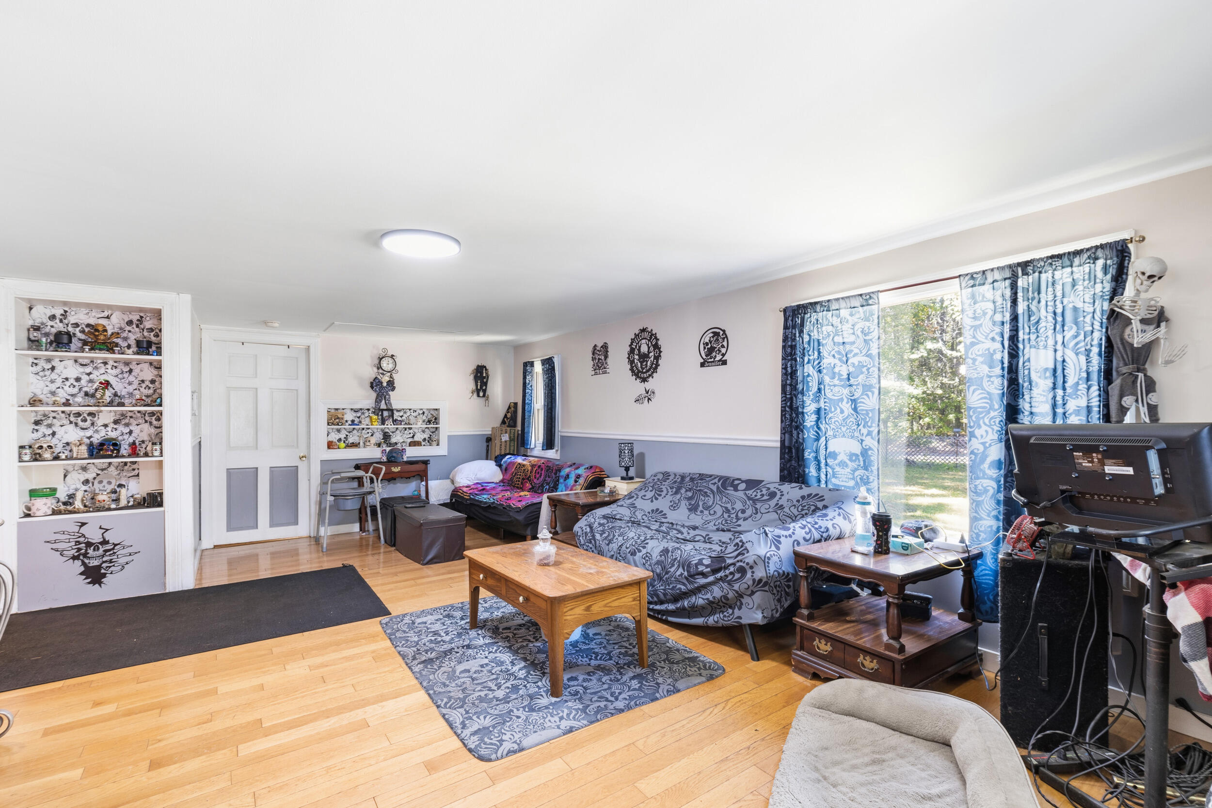 main property photo 9