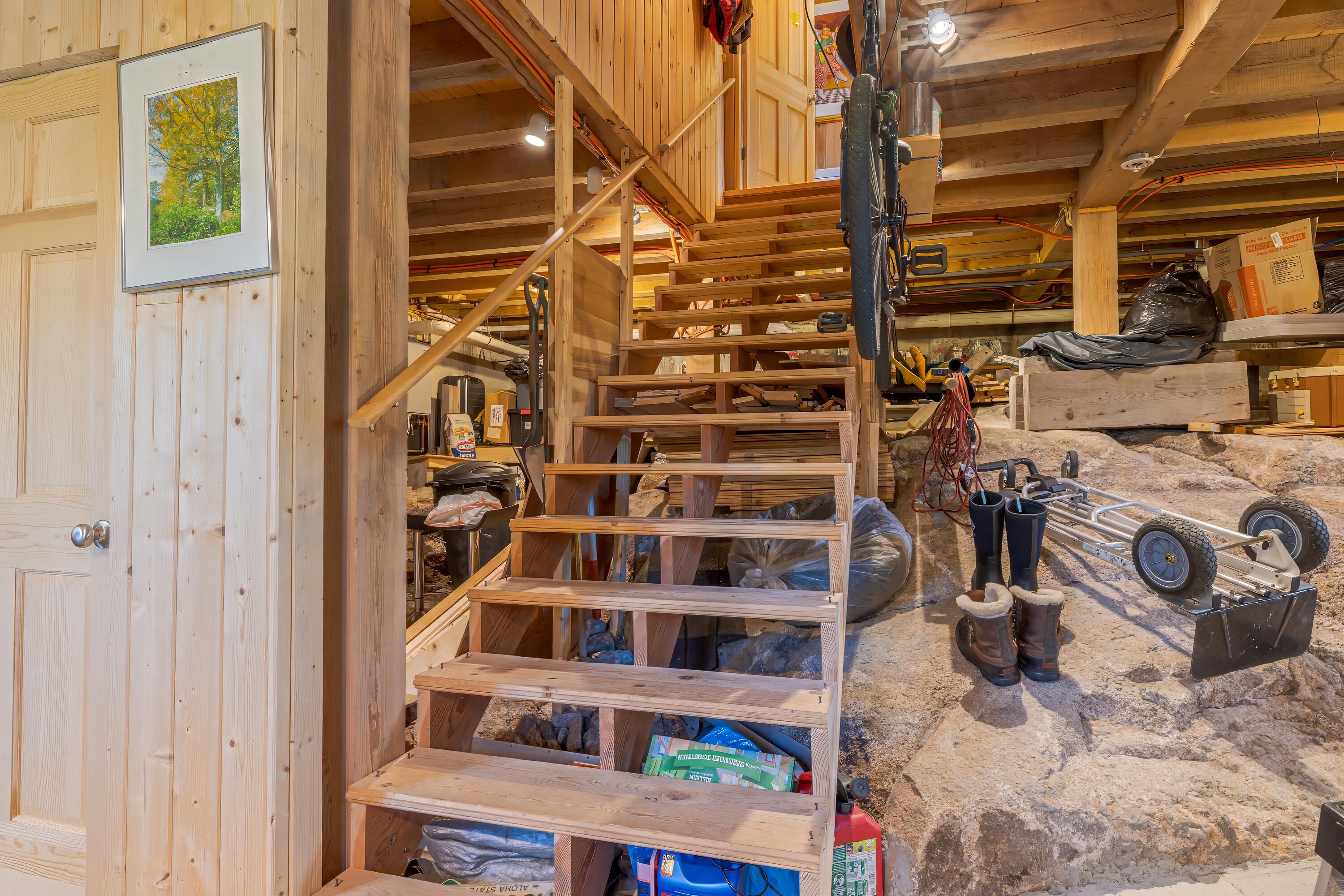 main property photo 66