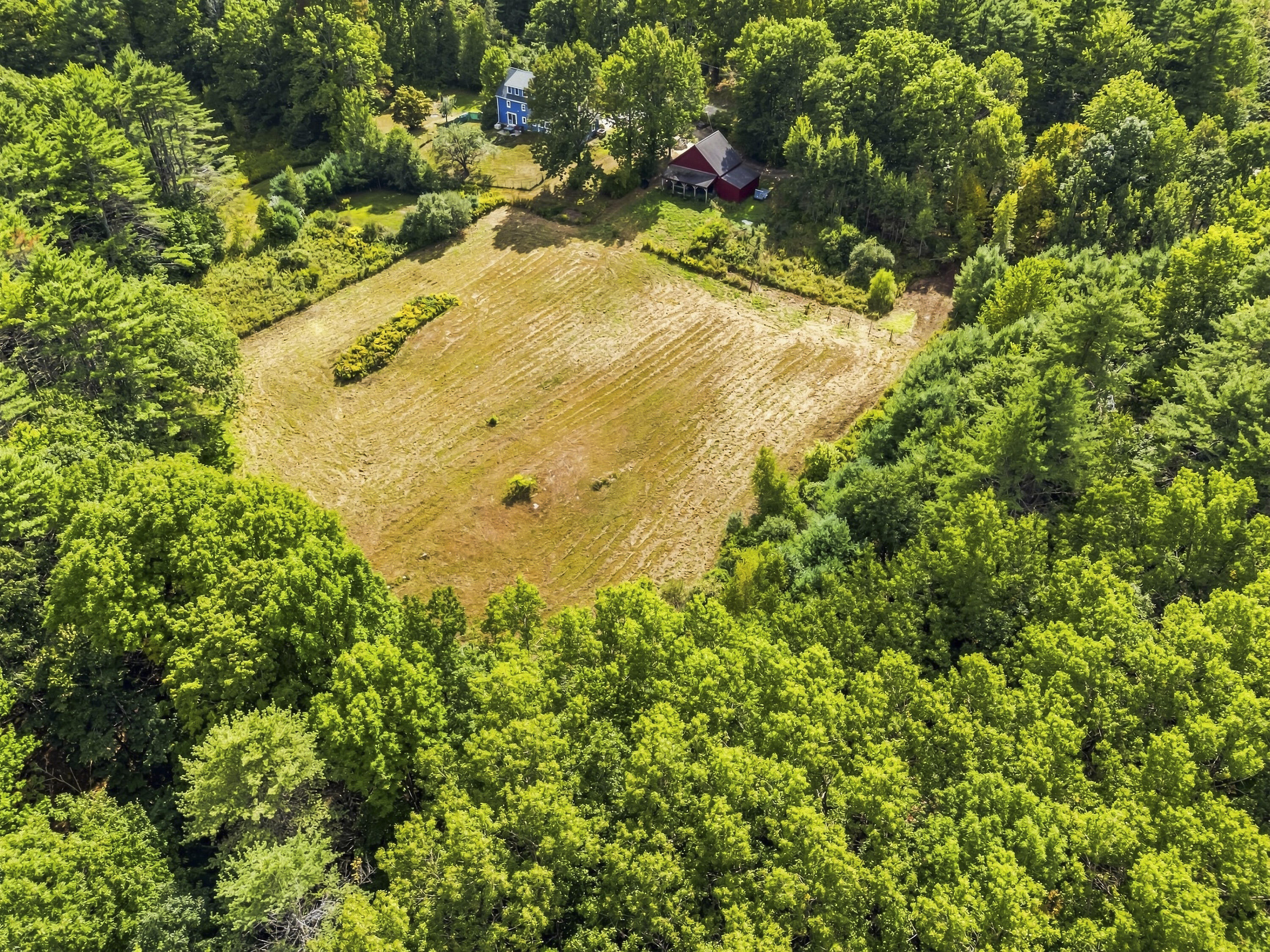 main property photo 79