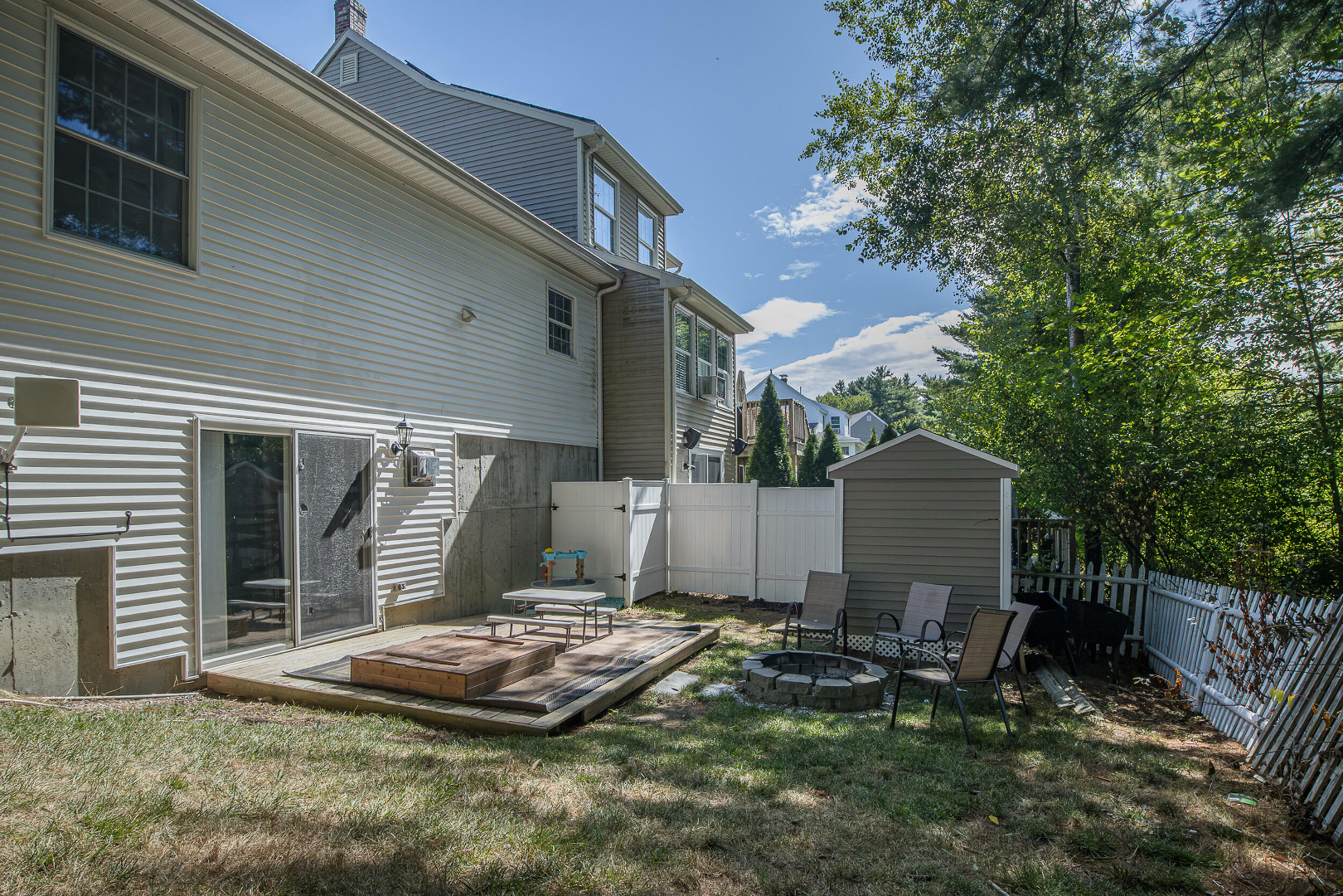 main property photo 19